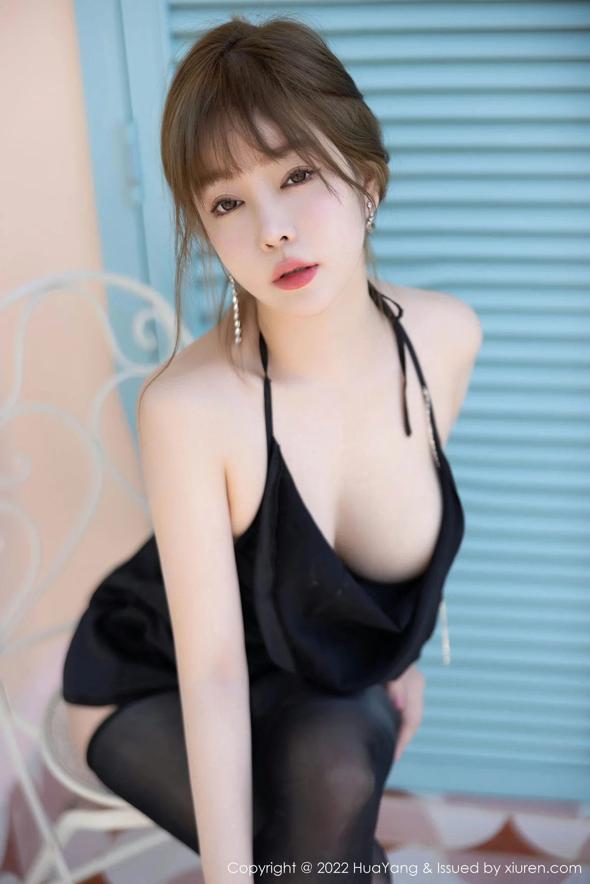 HuaYang 花漾show Vol.497 魅惑黑丝 王雨纯 大理旅拍1 - 4