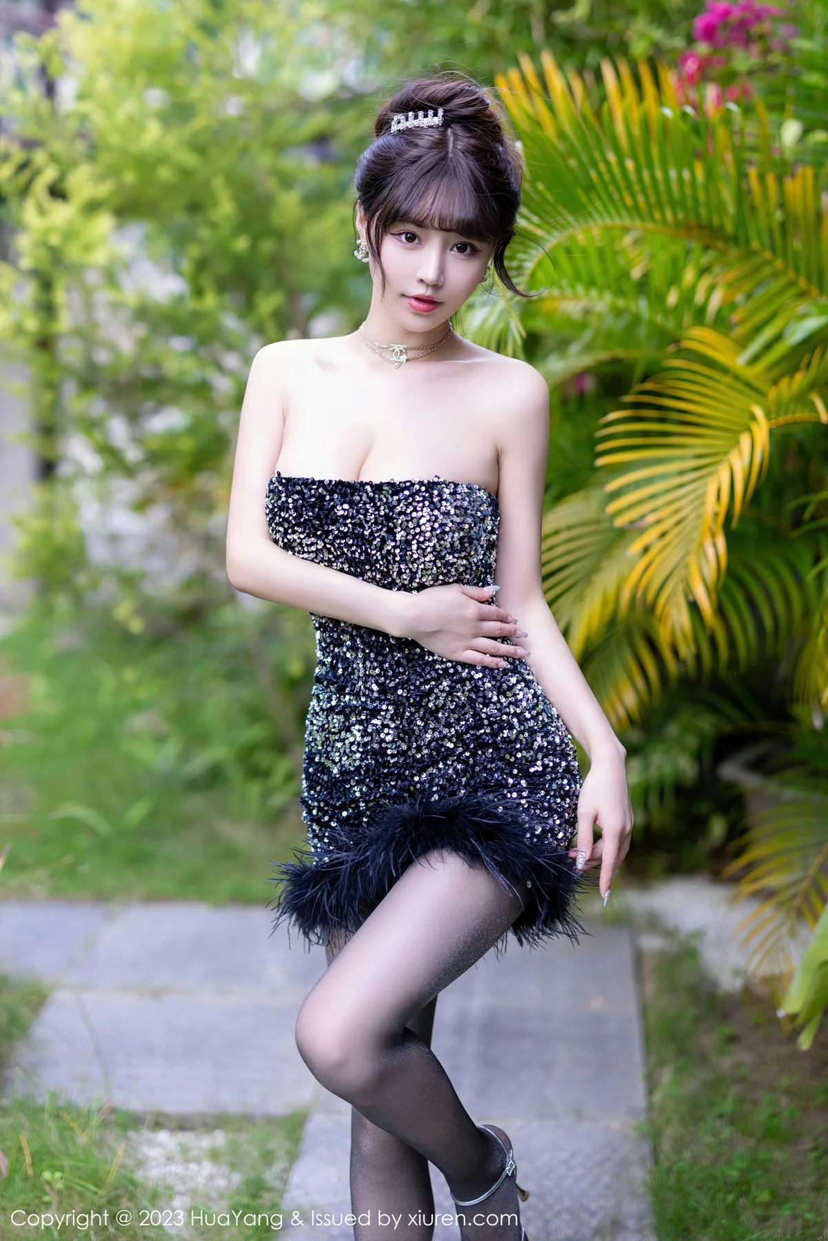 HuaYang 花漾show Vol.528  朱可儿Flora 魅惑黑丝三亚旅拍1 - 7