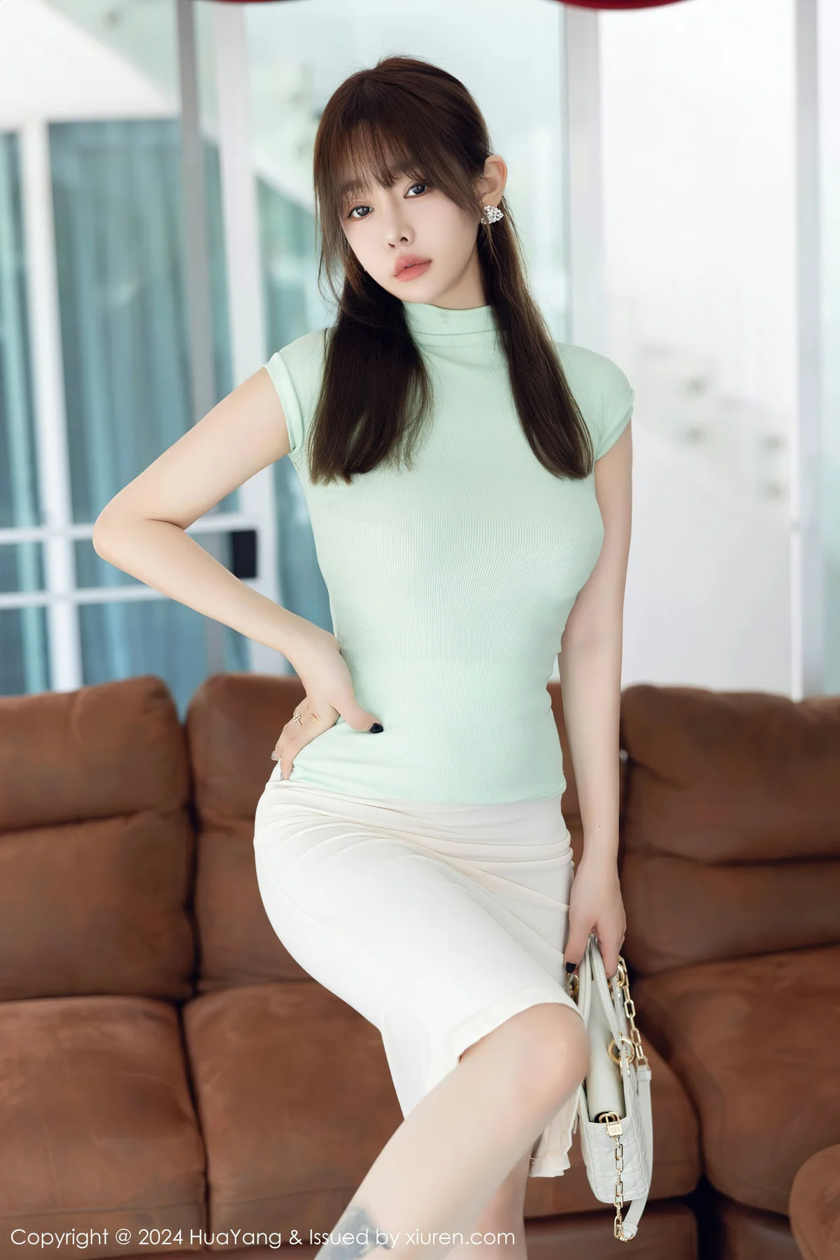 HuaYang 花漾show Vol.565 王雨纯 粉色蕾丝内衣1 - 2