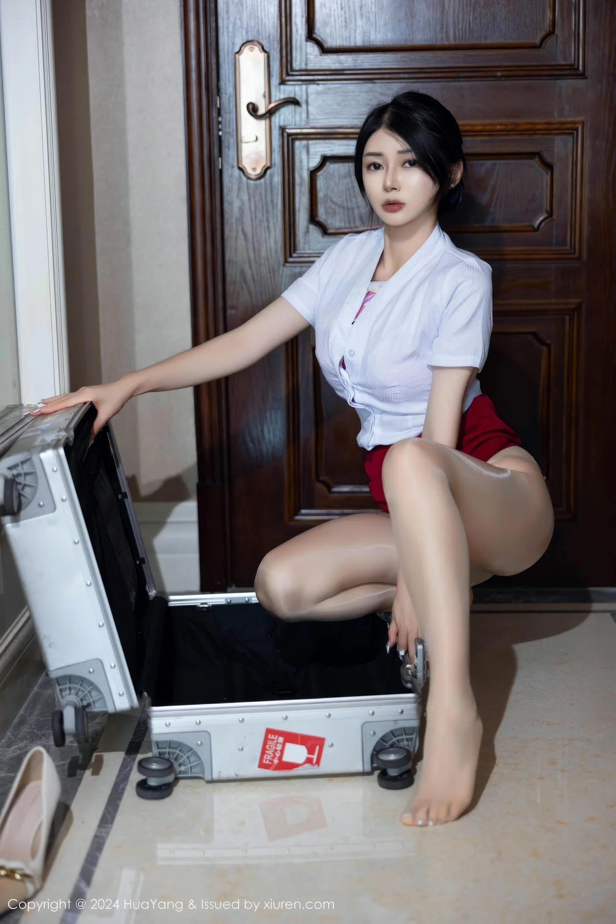 HuaYang 花漾show Vol.605 凯竹Quinn 性感空姐制服性感写真2 - 1