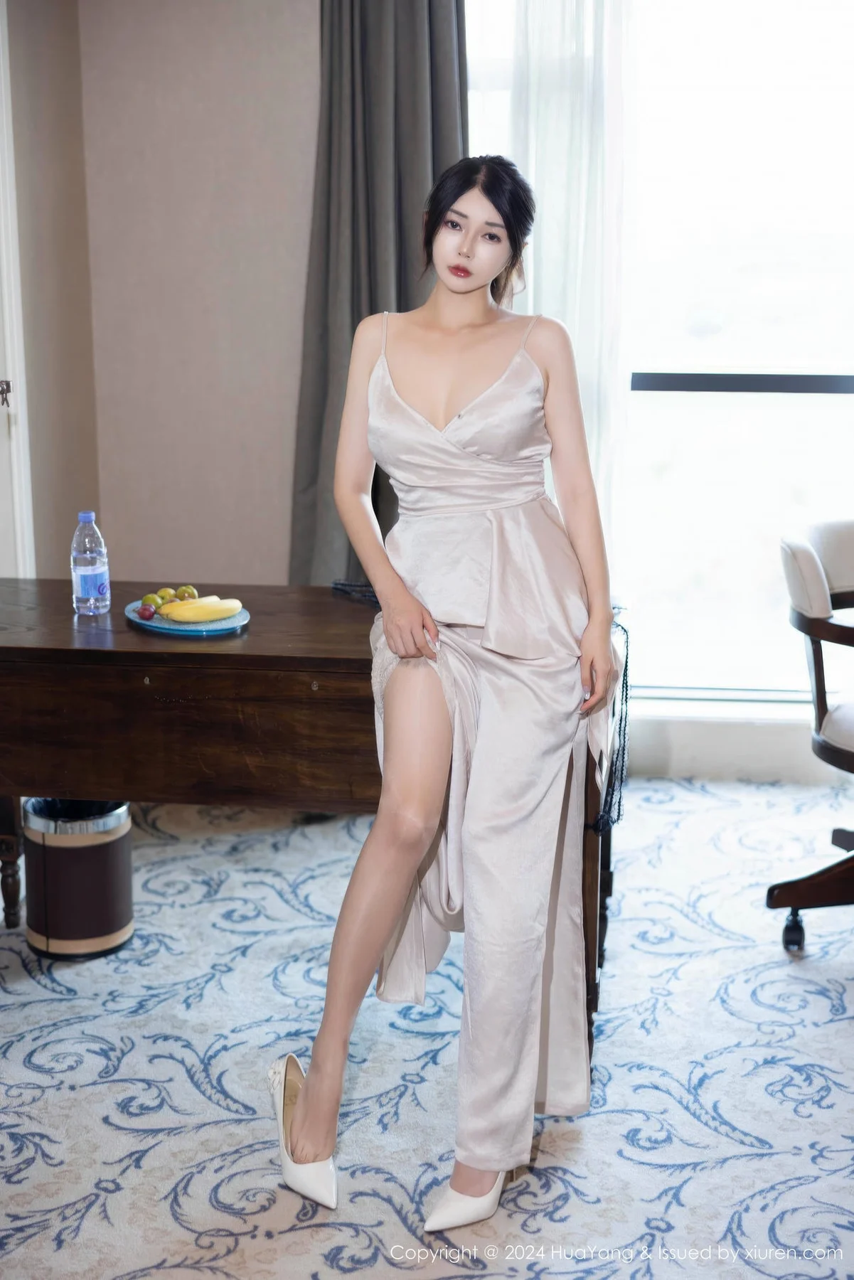 HuaYang 花漾show Vol.613 凯竹Quinn美腿酥胸美女 - 4