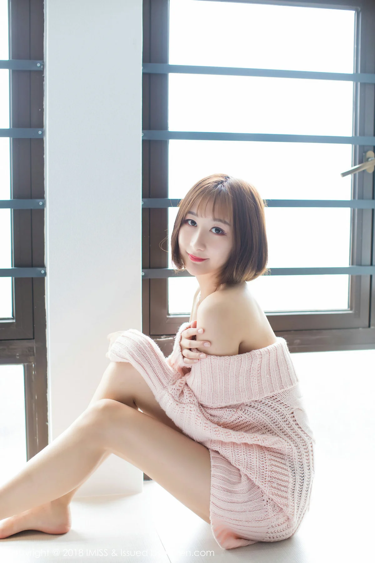 IMiss 爱蜜社 Vol.240 丝袜萝莉九尾Ivy- - 3