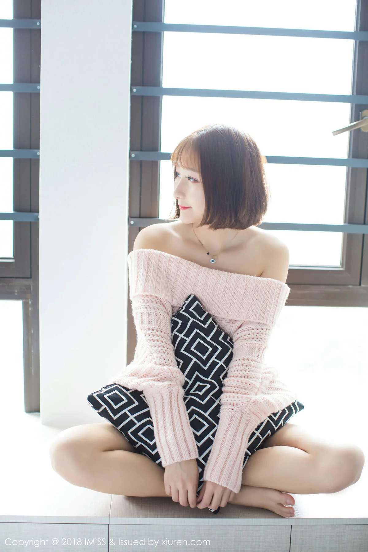 IMiss 爱蜜社 Vol.240 丝袜萝莉九尾Ivy- - 7