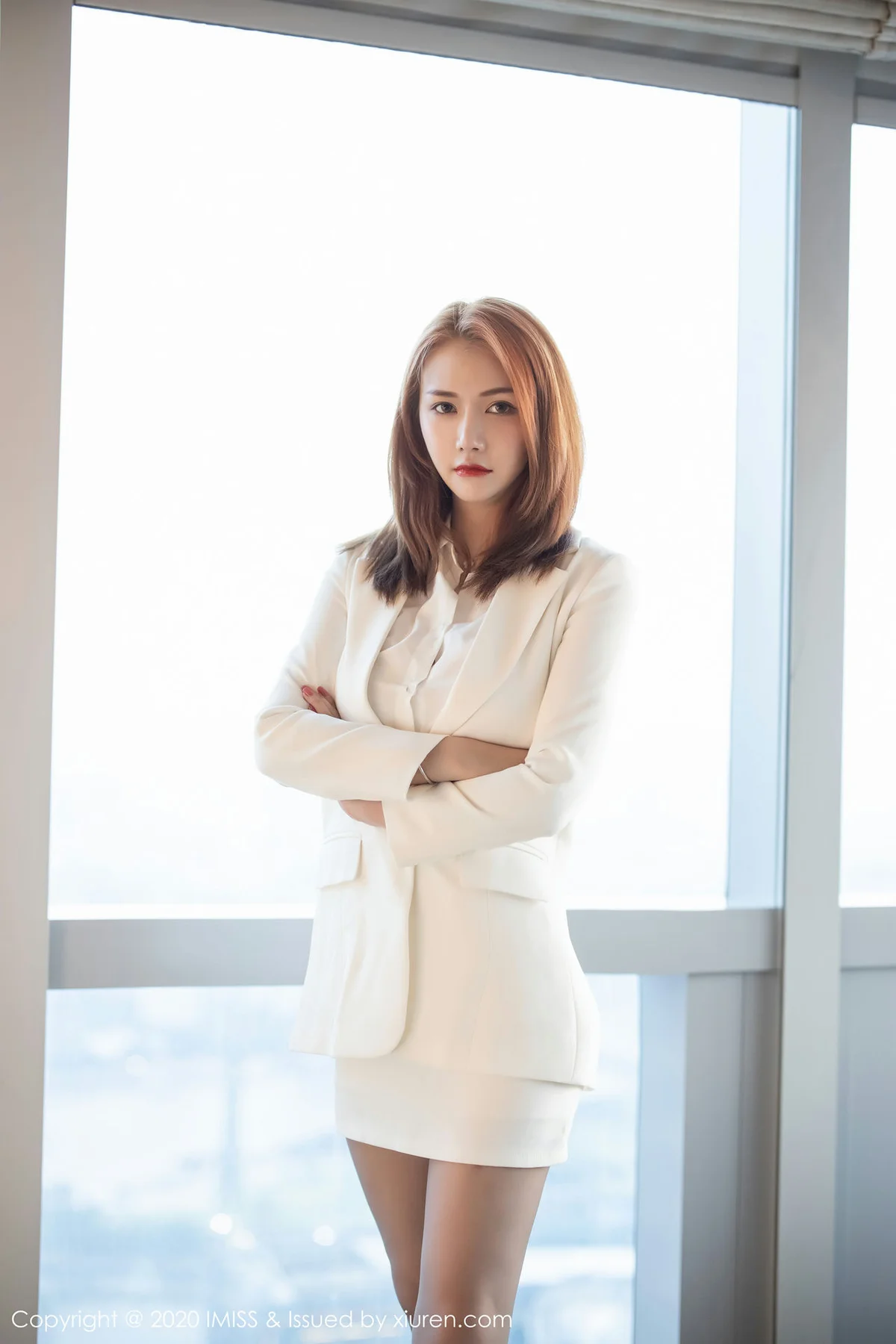 IMiss 爱蜜社 Vol.430 靓丽肌肤雪白细腻 Evon陈赞之 丝袜美腿... - 5