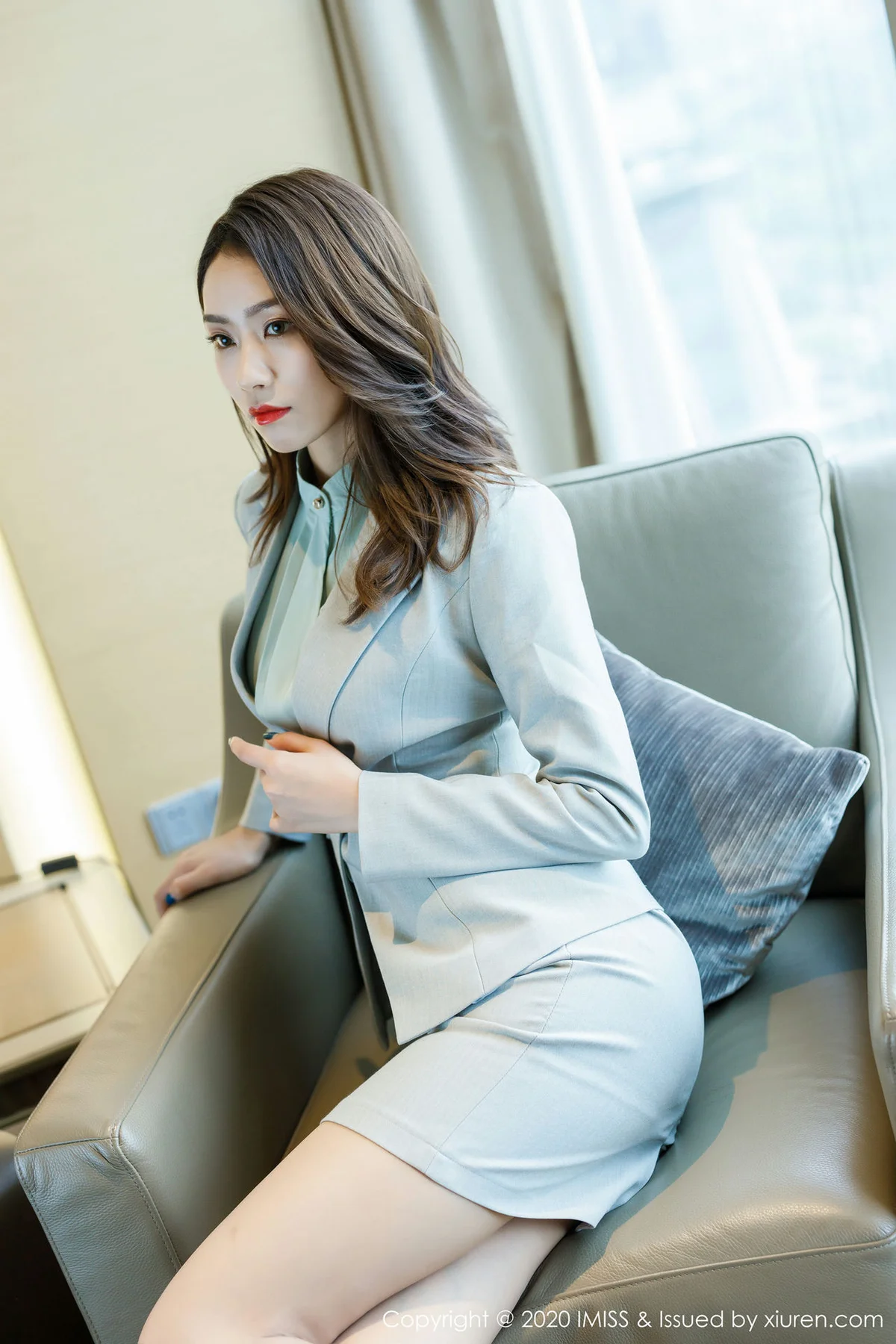 IMiss 爱蜜社 Vol.466 制服美腿写真 方子萱 性感丝袜美腿... - 5