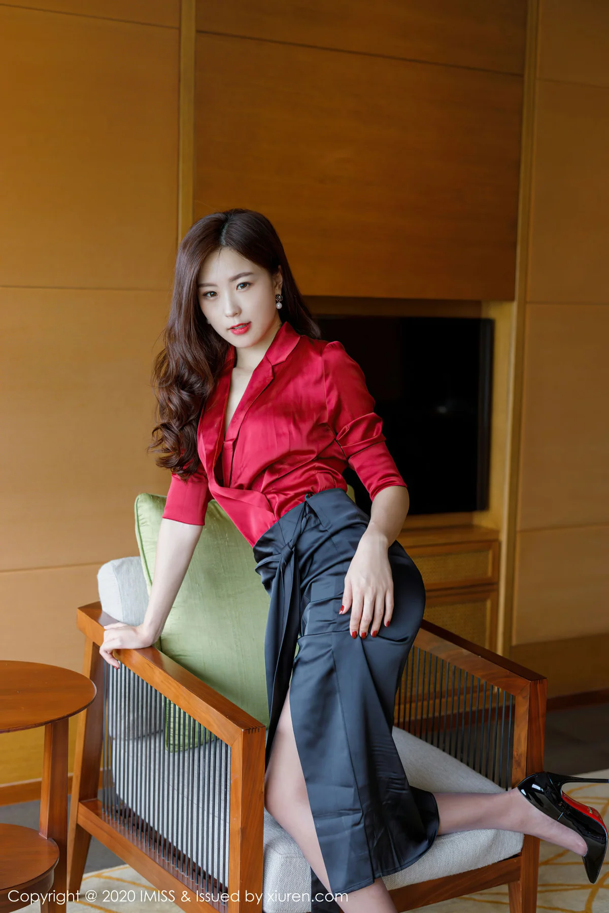 IMiss 爱蜜社 Vol.502 杨紫嫣cynthia 典雅礼裙魅惑丝袜 - 3