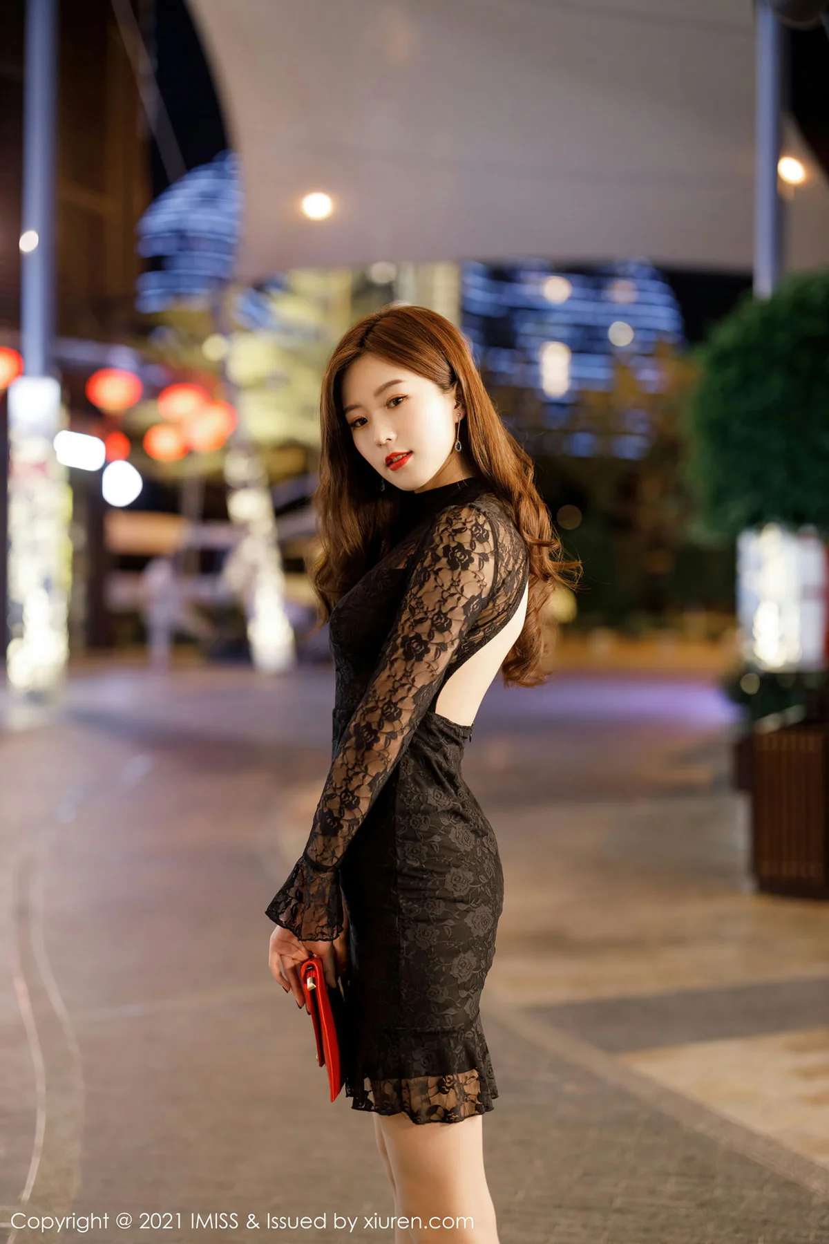 IMiss 爱蜜社 Vol.546 性感街拍丝袜撕扯 杨紫嫣 - 7