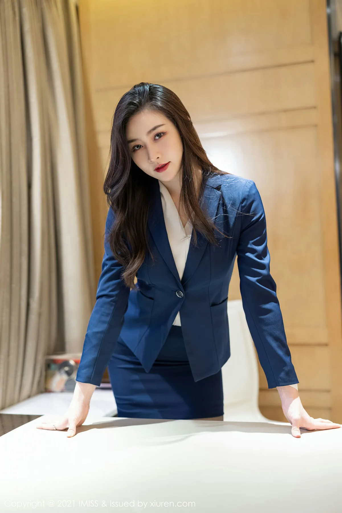 IMiss 爱蜜社 Vol.549 典雅职业装 Vanessa - 9