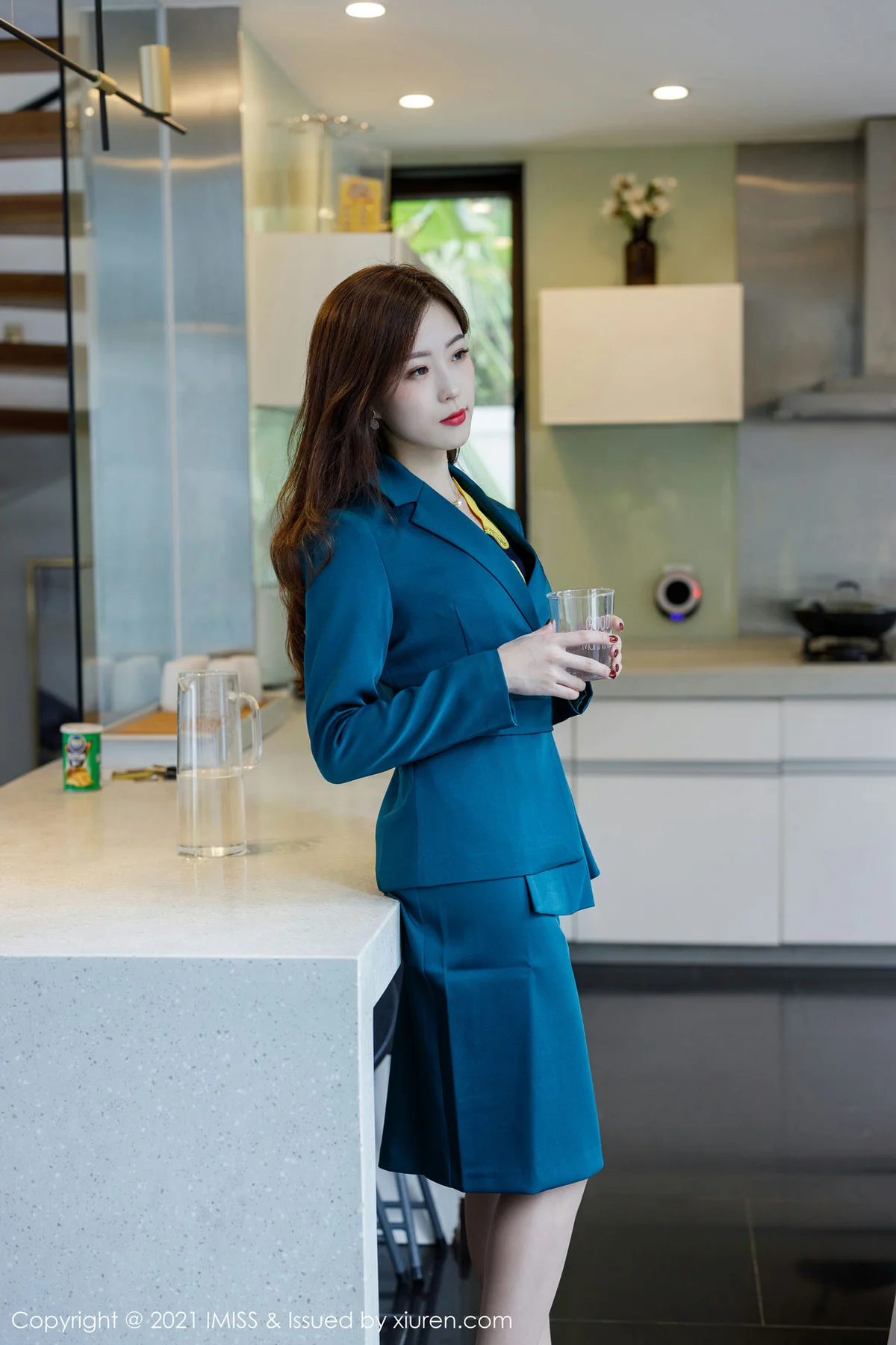 IMiss 爱蜜社 Vol.551 蕾丝吊袜 杨紫嫣 现代职场ol - 10