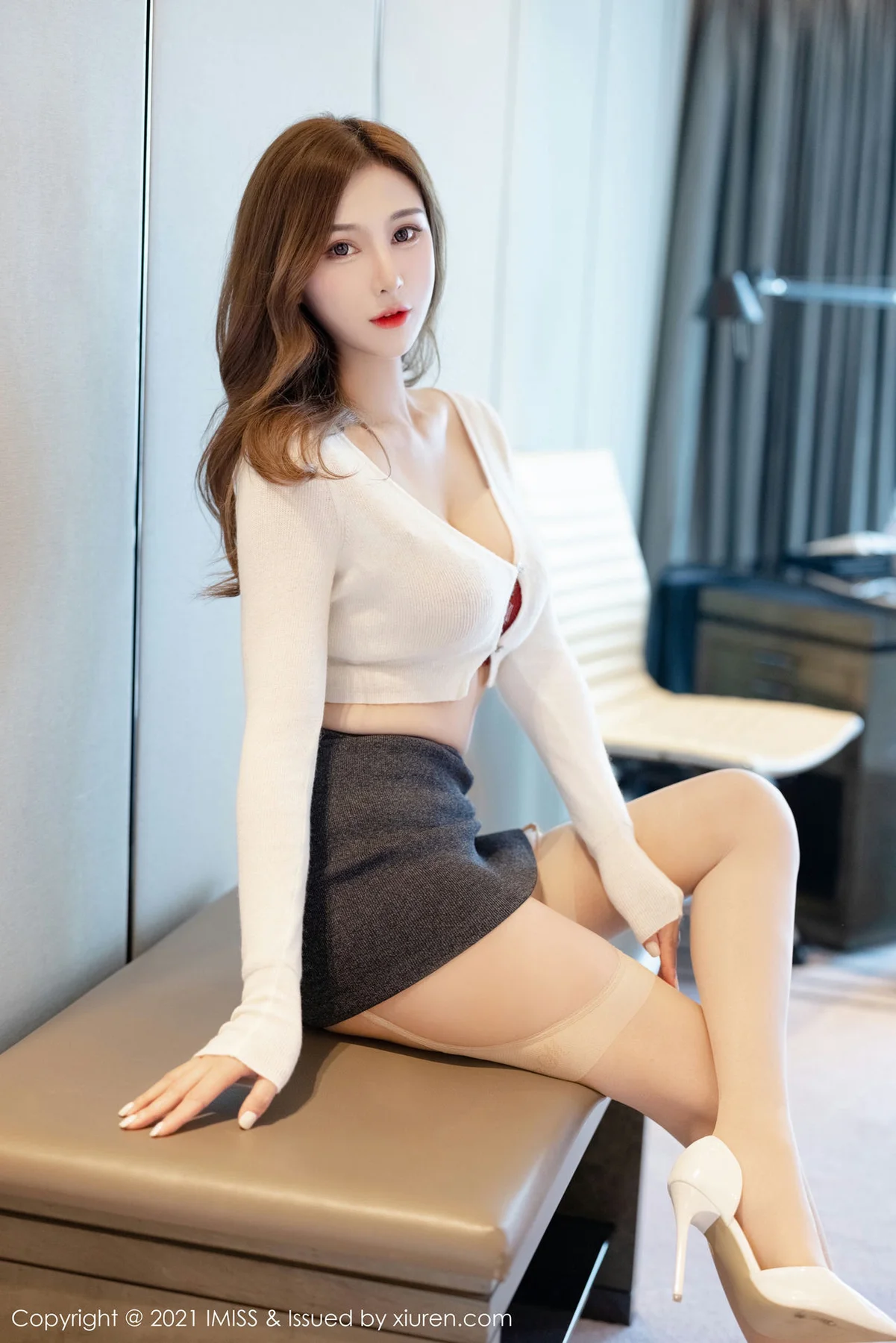 IMiss 爱蜜社 Vol.555 娇艳俏丽 lavinia肉肉 淡雅都市ol - 10