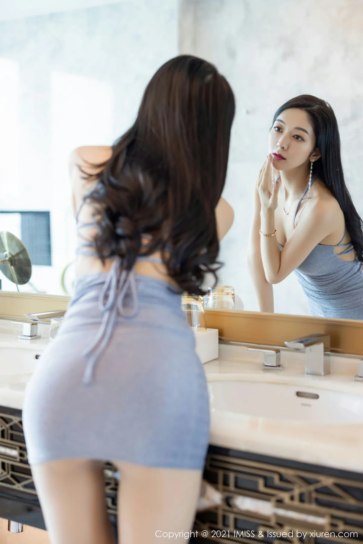 IMiss 爱蜜社 Vol.563 圆润酥胸 小热巴  美腿经典蕾丝... - 1