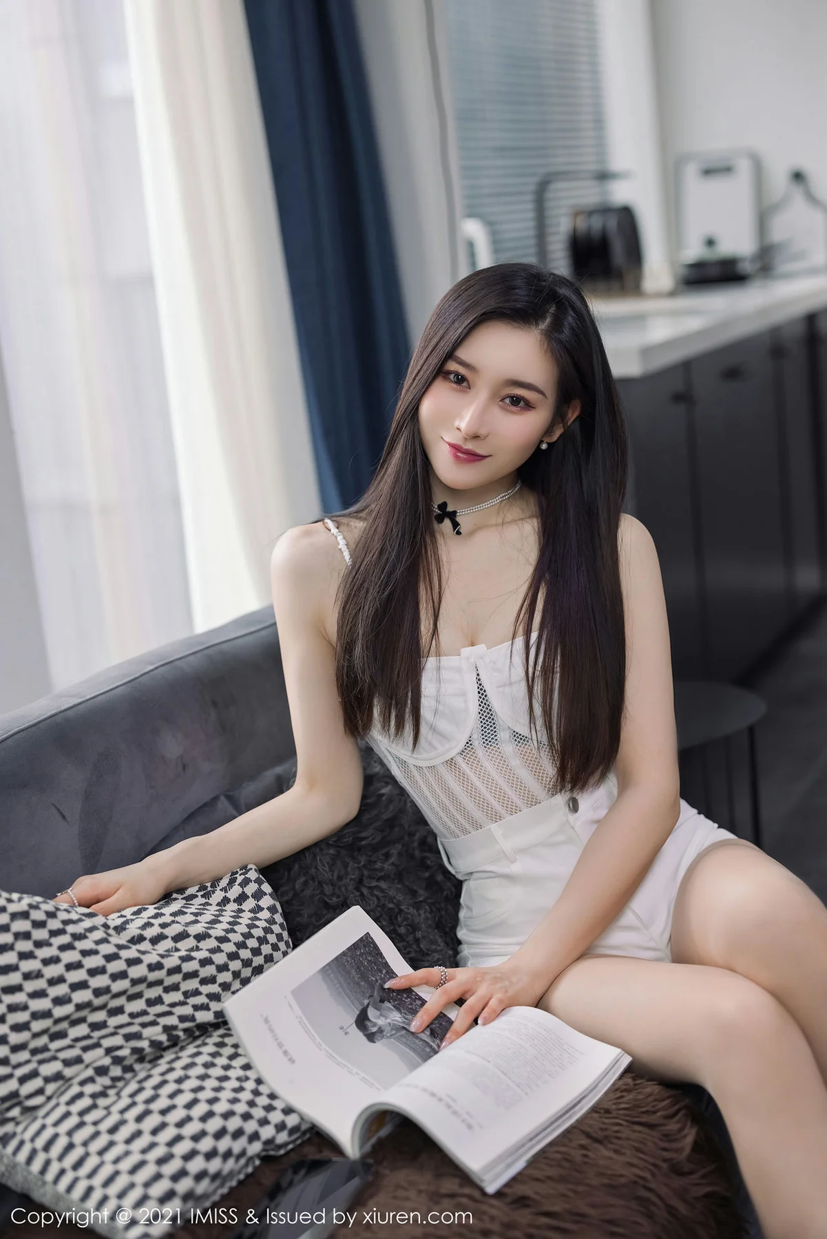 IMiss 爱蜜社 Vol.569 气质美女 Vanessa 时尚动人的街拍 - 10