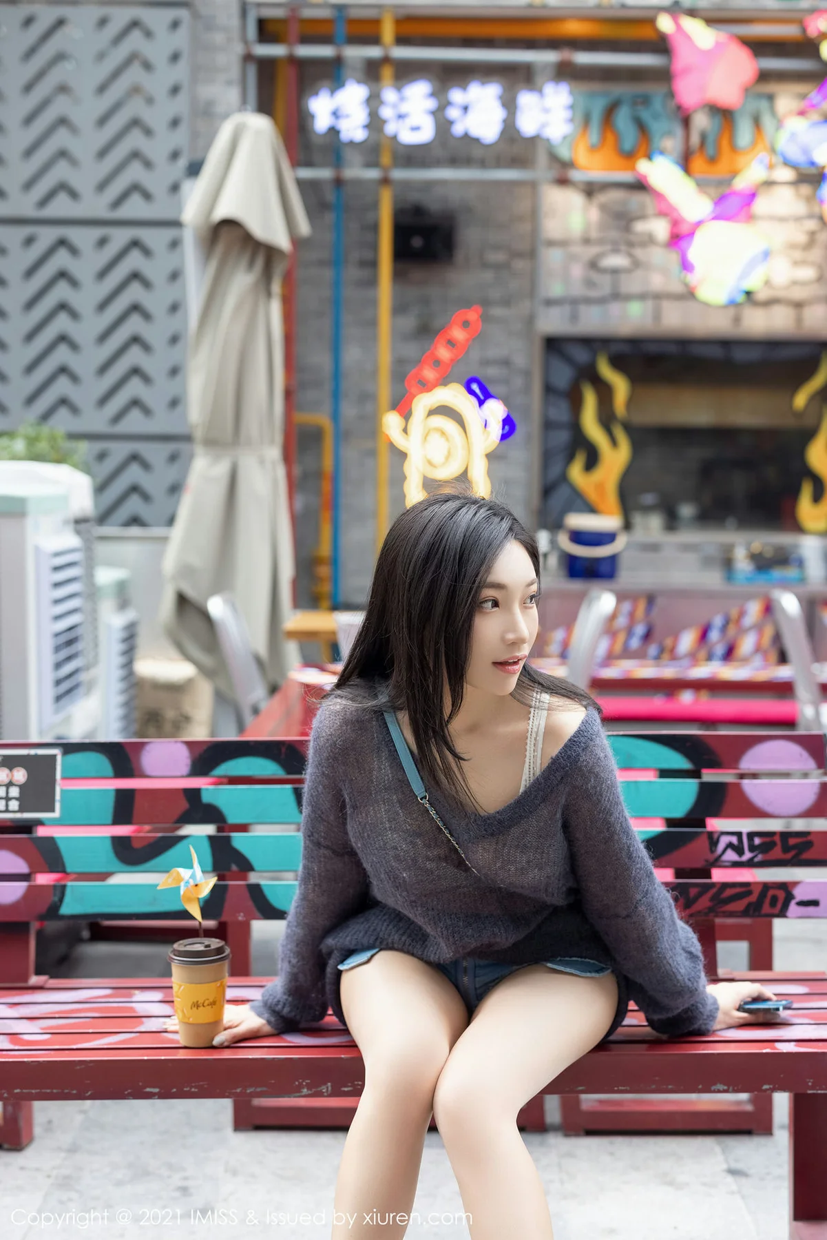 IMiss 爱蜜社 Vol.571 圆润翘臀美腿 小狐狸Kathryn 时尚街拍 - 6