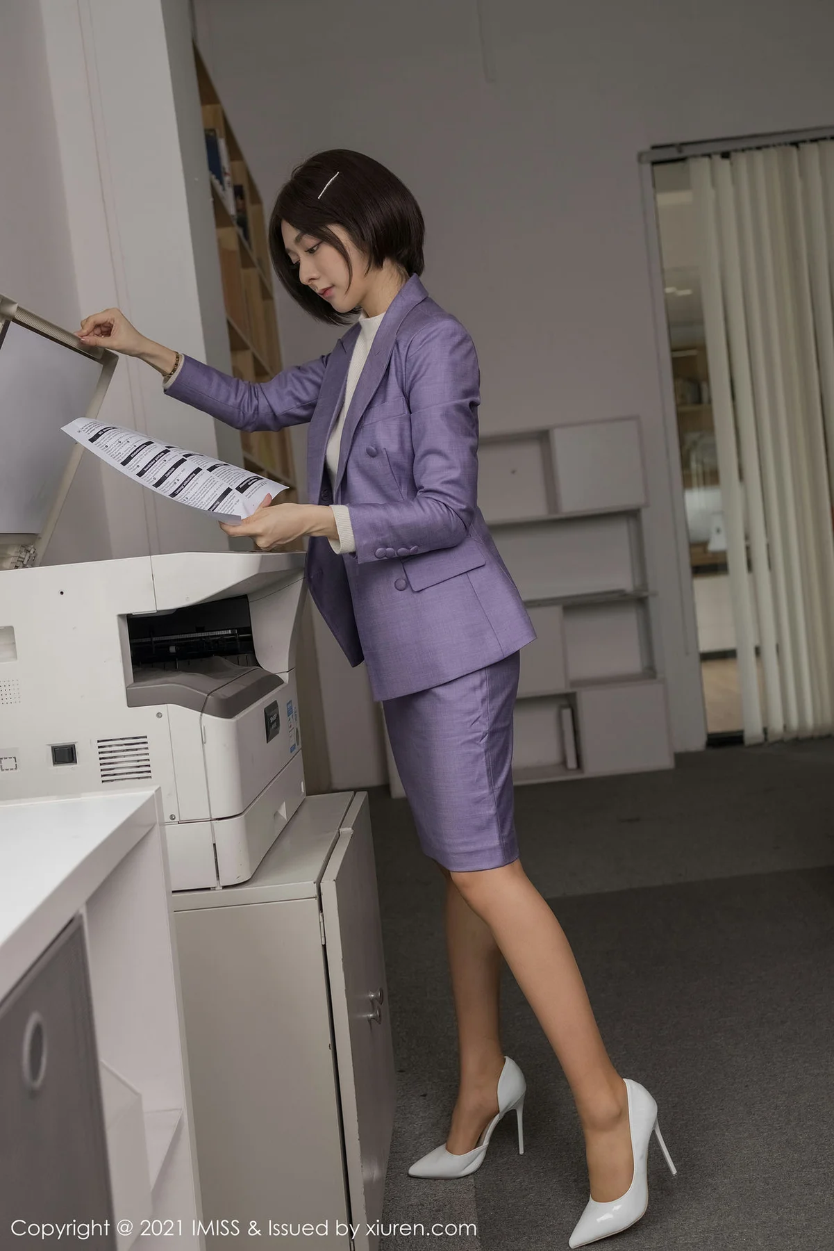 IMiss 爱蜜社 Vol.578 办公室实景 Angela00 制服ol写真 - 2