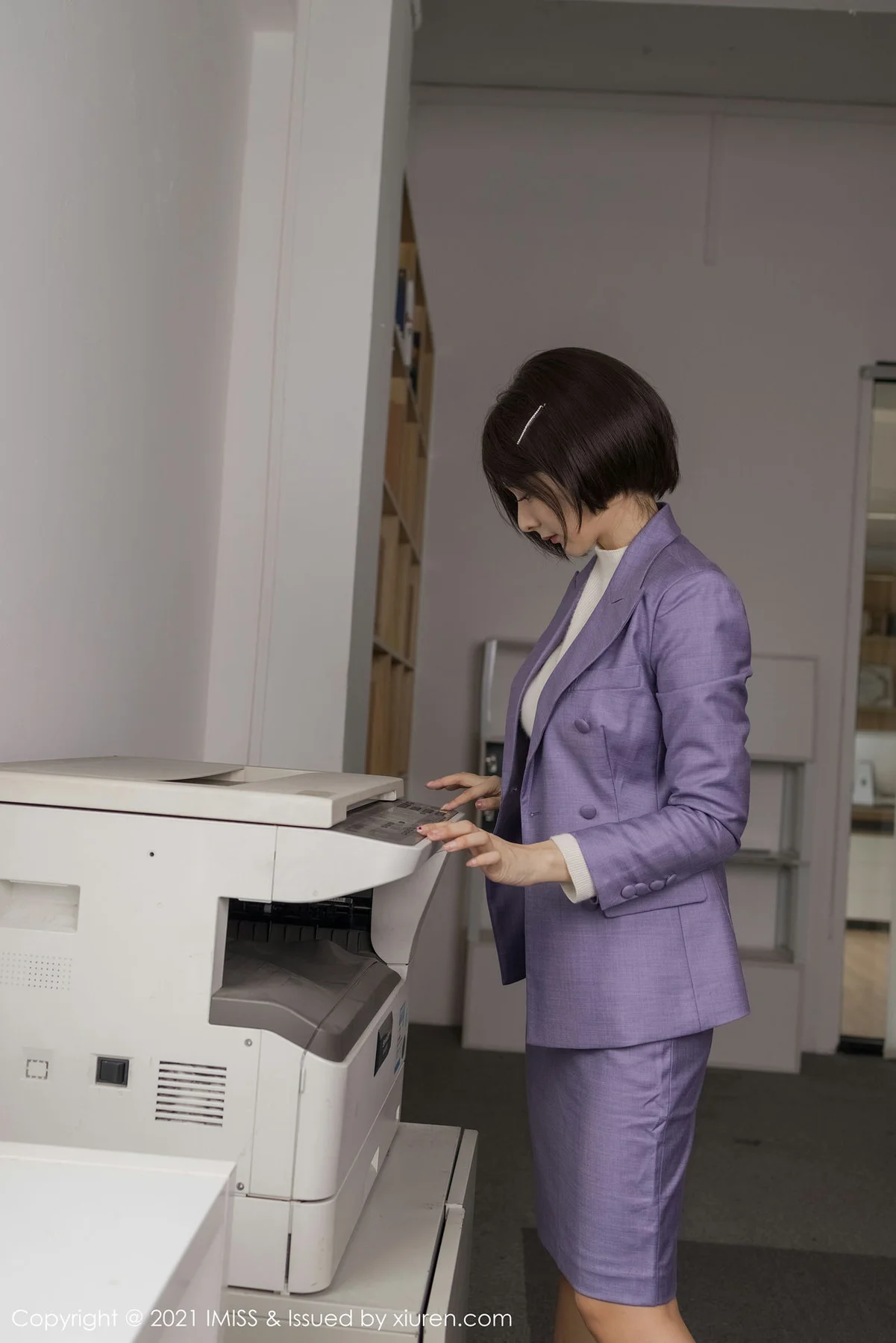 IMiss 爱蜜社 Vol.578 办公室实景 Angela00 制服ol写真 - 3