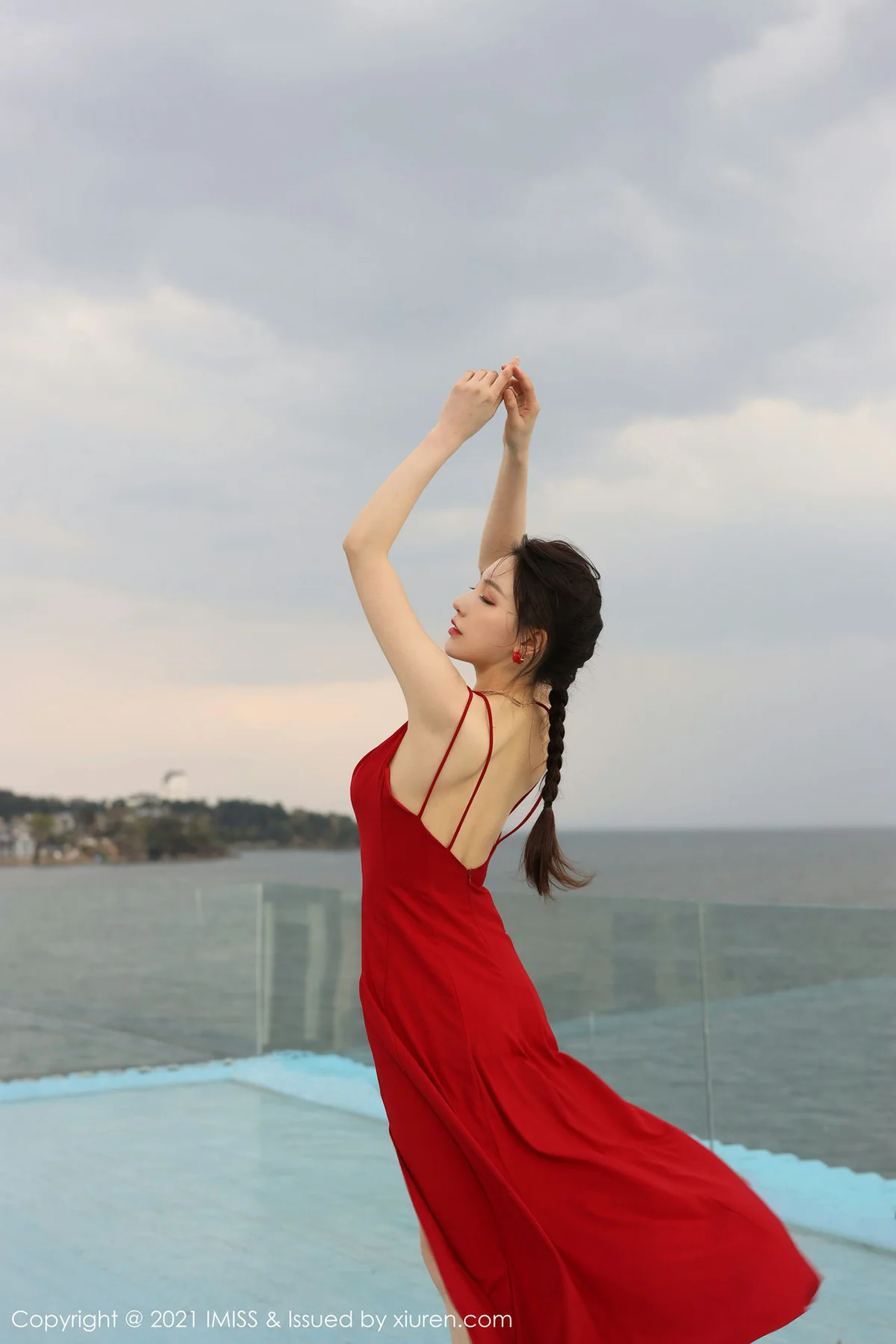 IMiss 爱蜜社 Vol.586 街拍系列 Lynn刘奕宁 性感写真 - 9