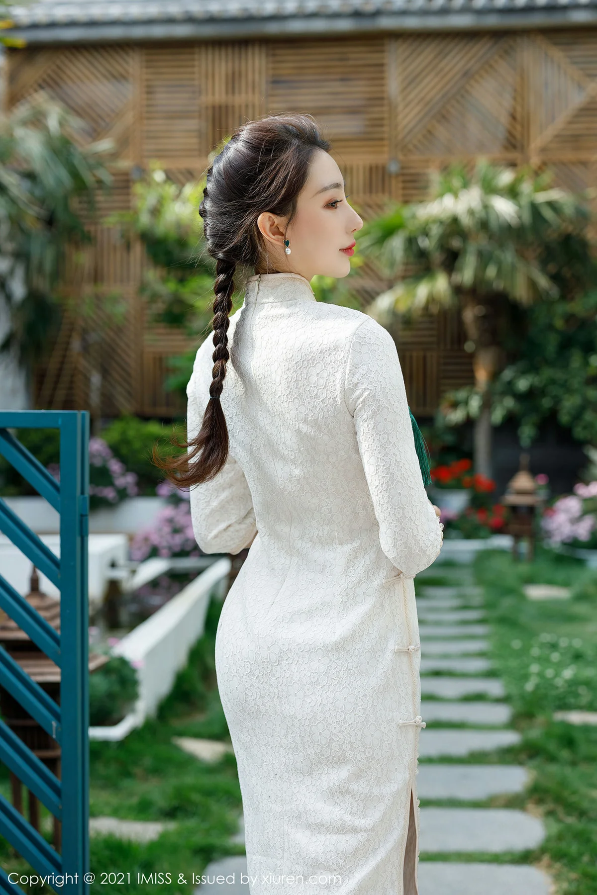 IMiss 爱蜜社 Vol.586 街拍系列 Lynn刘奕宁 性感写真 - 7