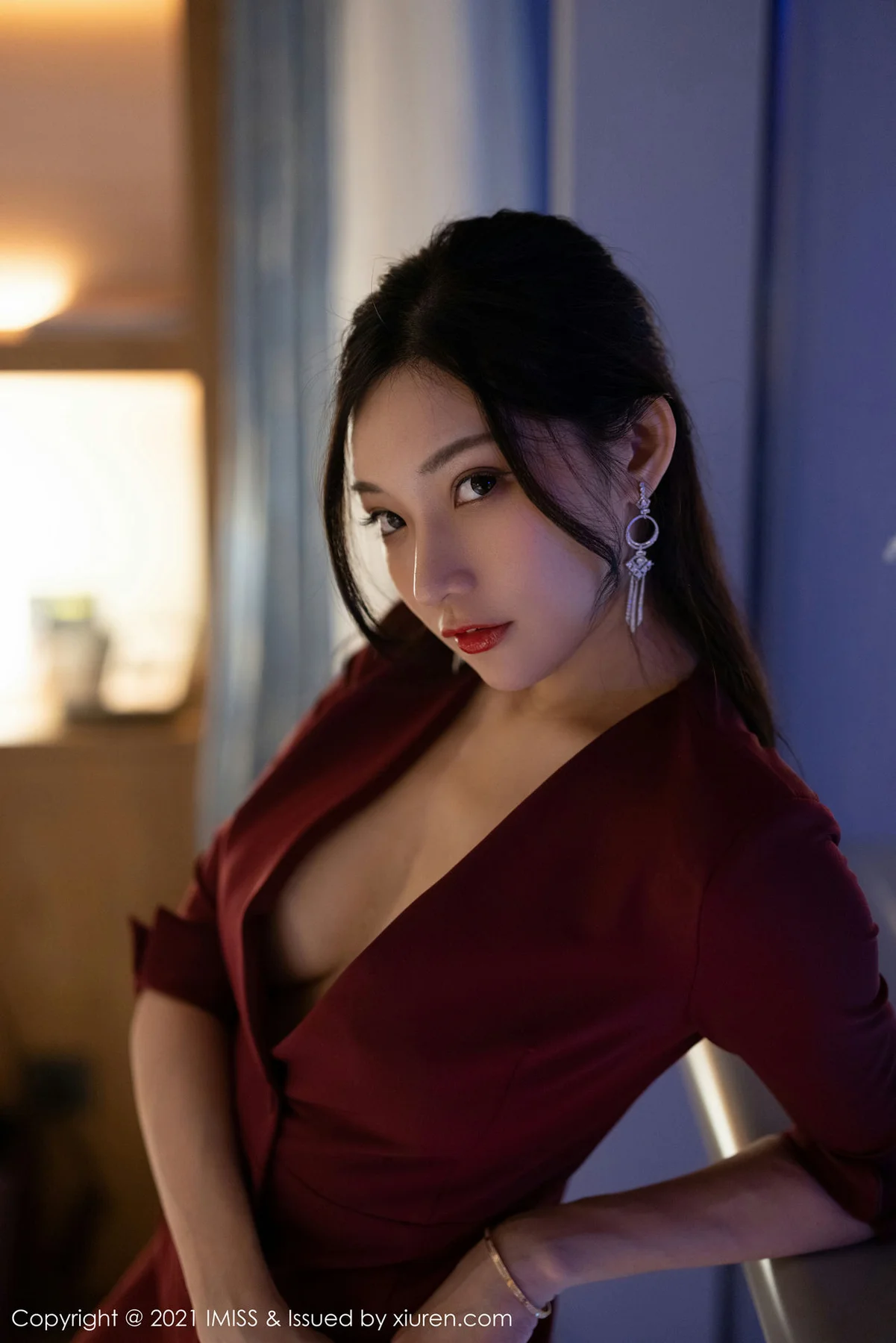 IMiss 爱蜜社 Vol.598 魅惑黑丝 小狐狸Kathryn 性感写真3 - 4