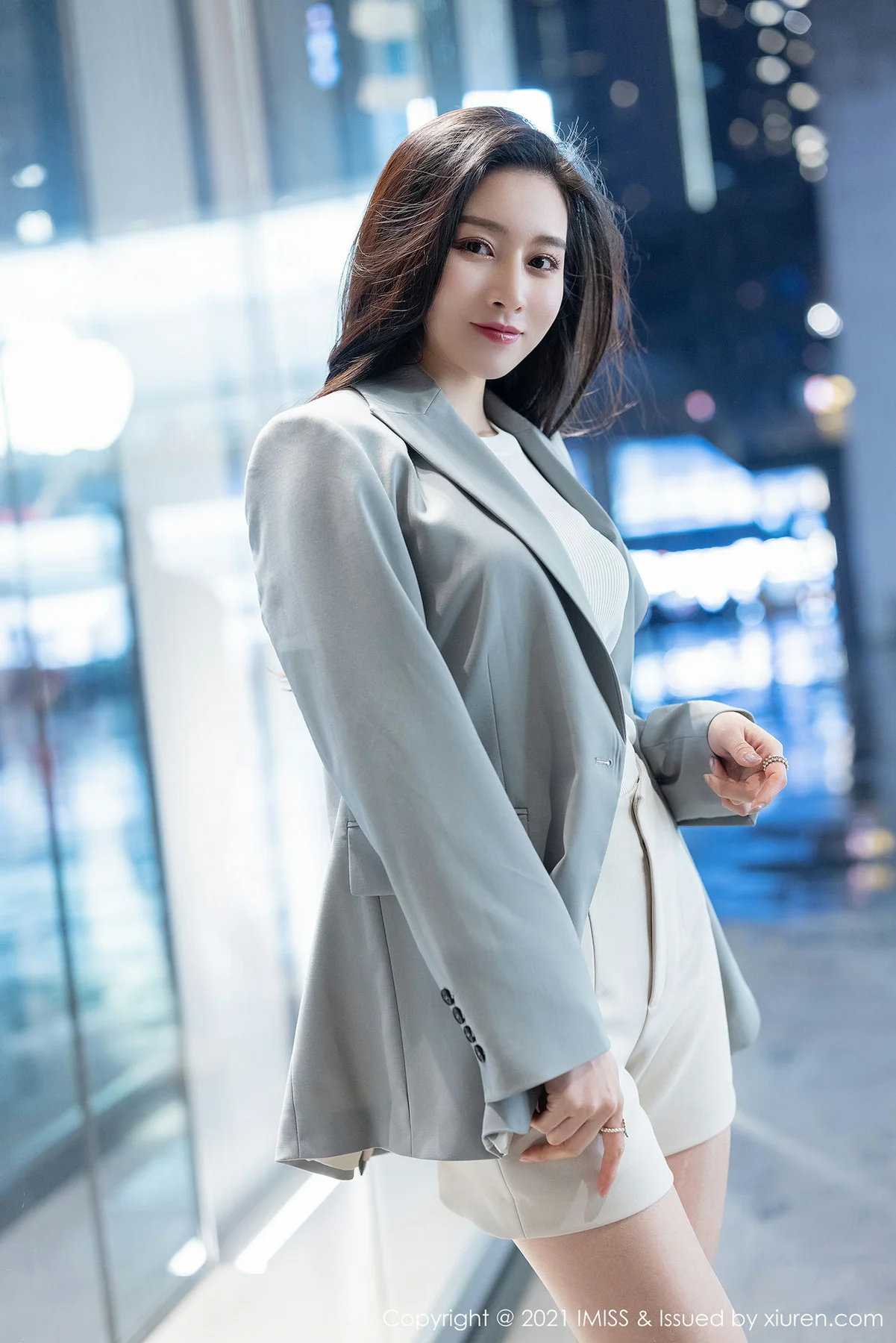 IMiss 爱蜜社 Vol.610  朦胧美腿 Vanessa 气质美女3 - 8