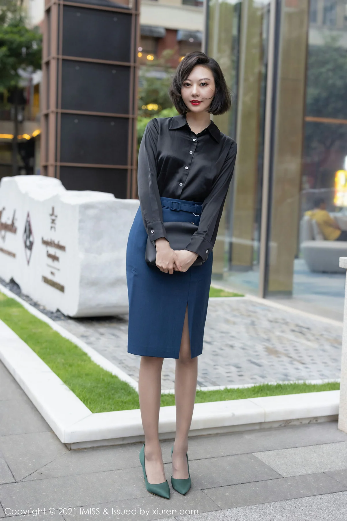 IMiss 爱蜜社 Vol.615 典雅OL 艺轩 性感写真 - 9