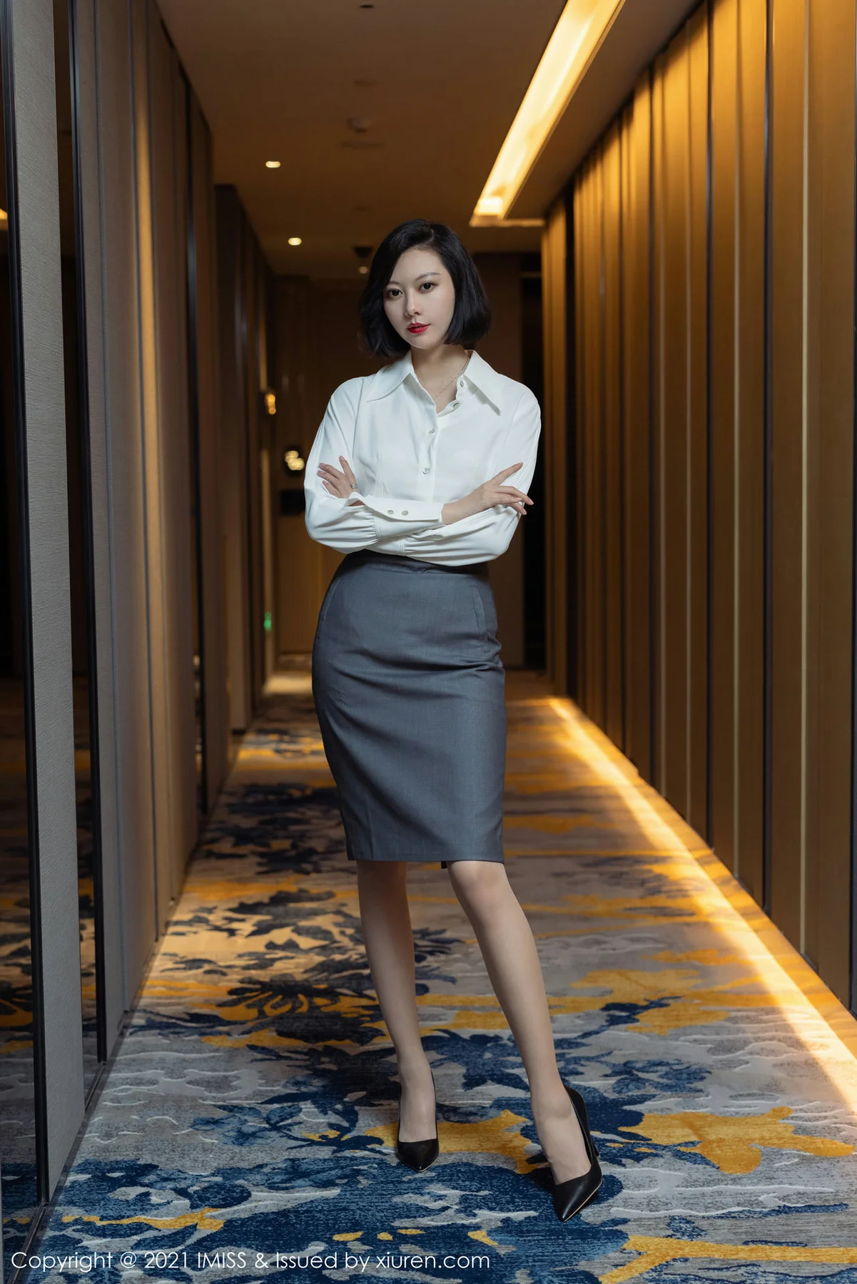 IMiss 爱蜜社 Vol.623 典雅OL 艺轩 性感写真3 - 5