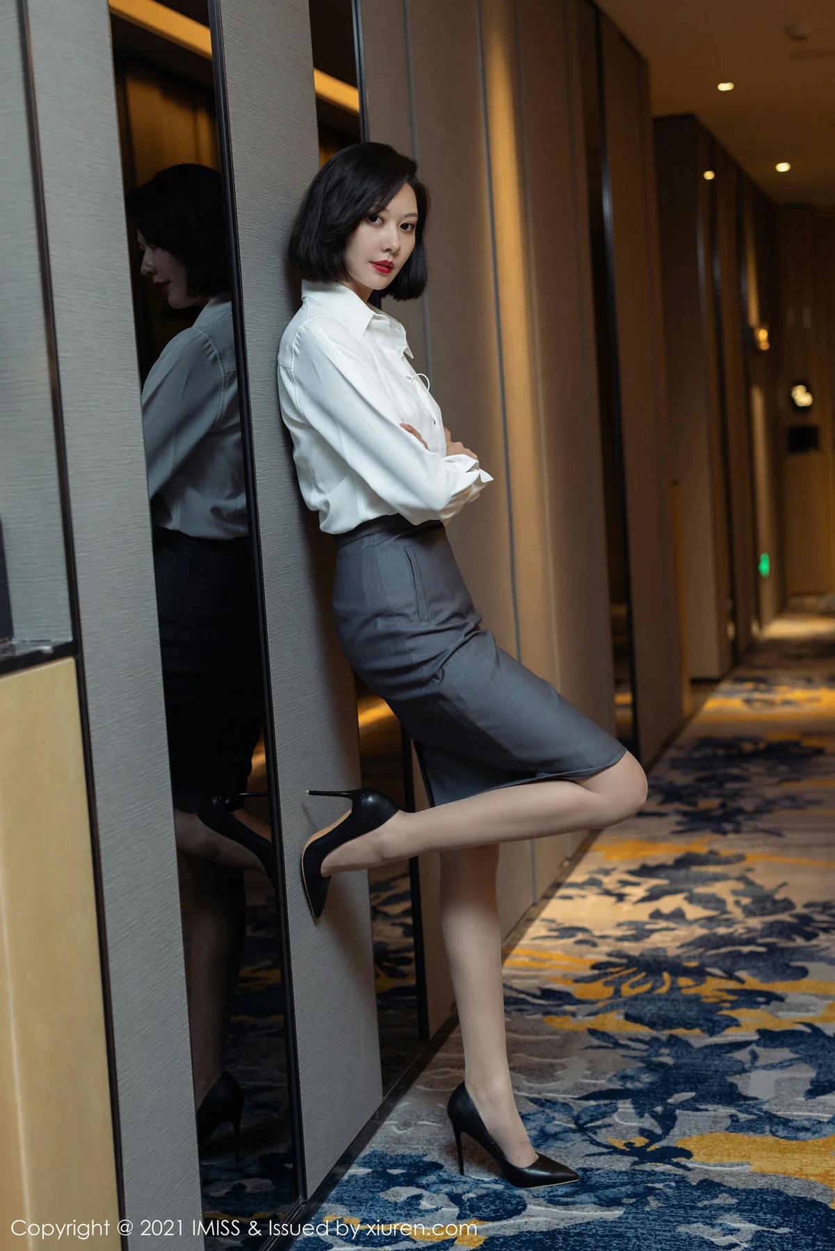 IMiss 爱蜜社 Vol.623 典雅OL 艺轩 性感写真3 - 6