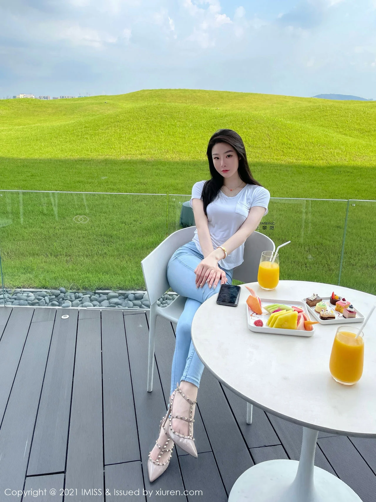 IMiss 爱蜜社 Vol.624 新人清秀模特 逗逗doudou 首套写真2 - 1