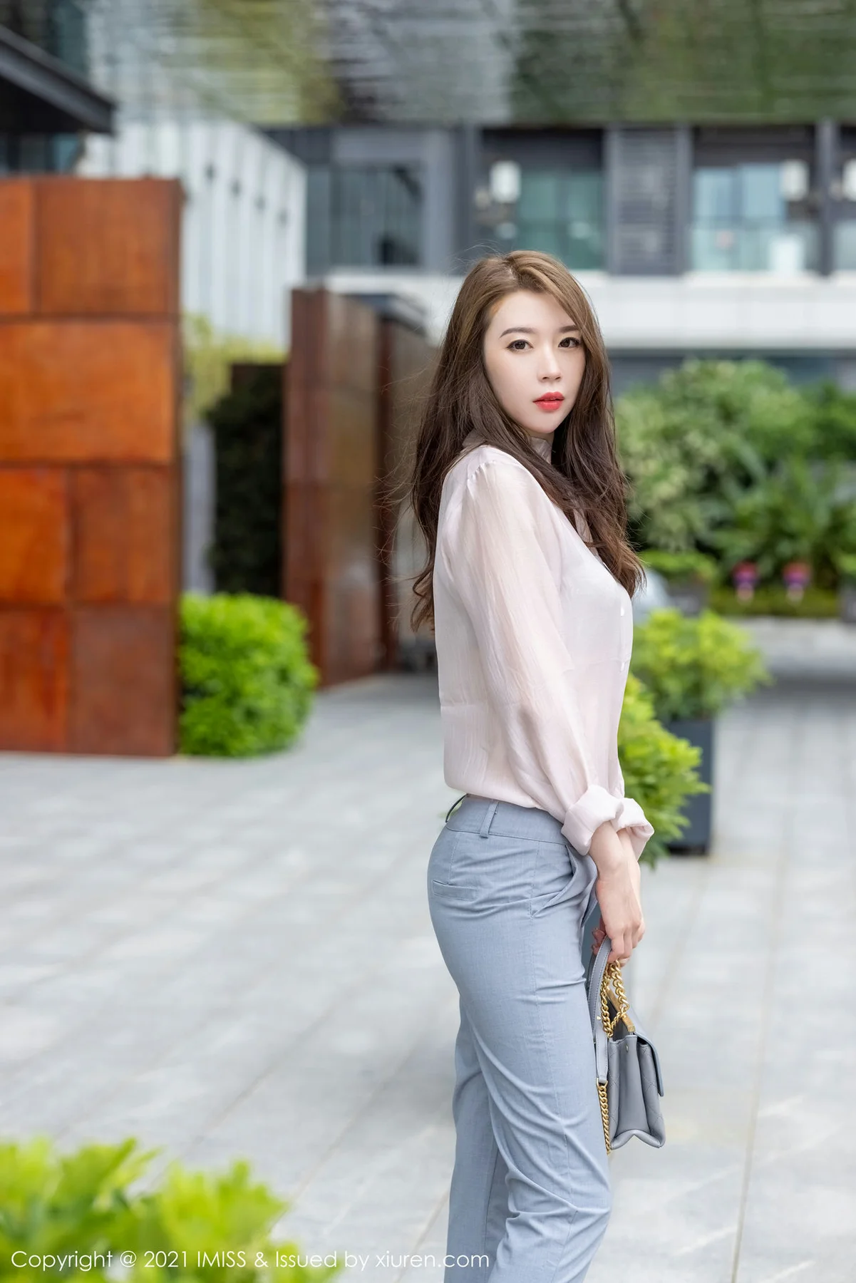 IMiss 爱蜜社 Vol.631 都市OL丝足 梦心月 心愿旅拍2 - 2