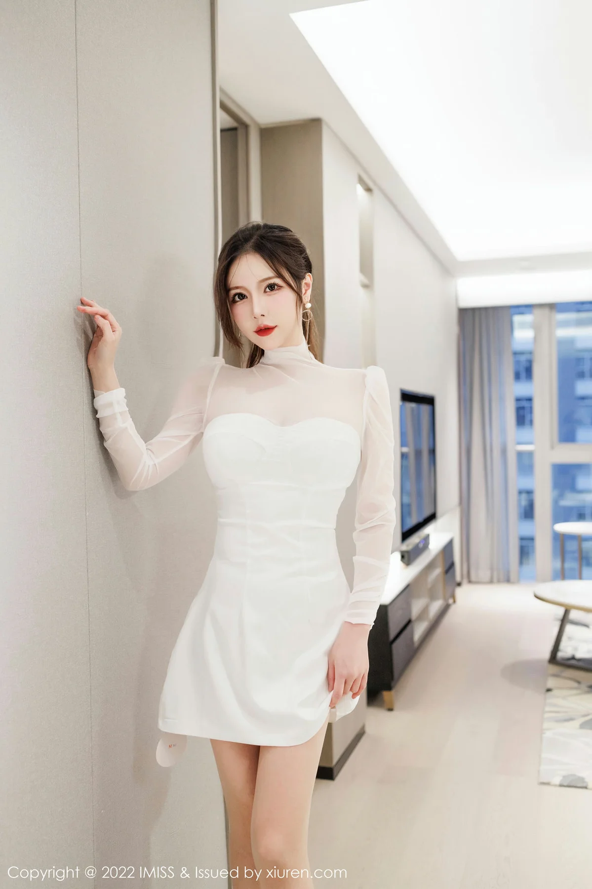 IMiss 爱蜜社 Vol.655 蕾丝连衣短裙 indaLinda 性感写真3 - 5