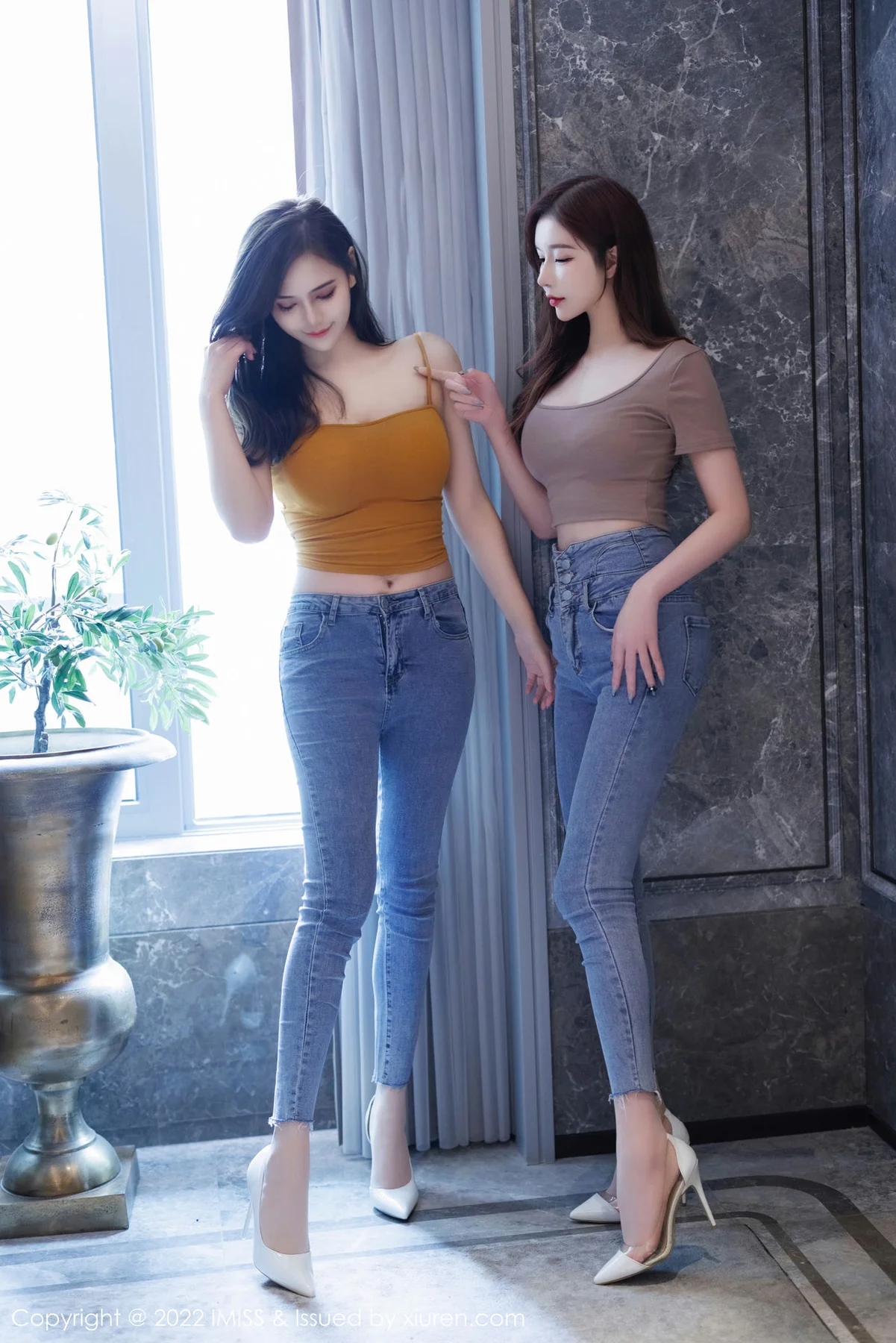 IMiss 爱蜜社 Vol.697 Lavinia与LindaLinda 合集写真 - 4