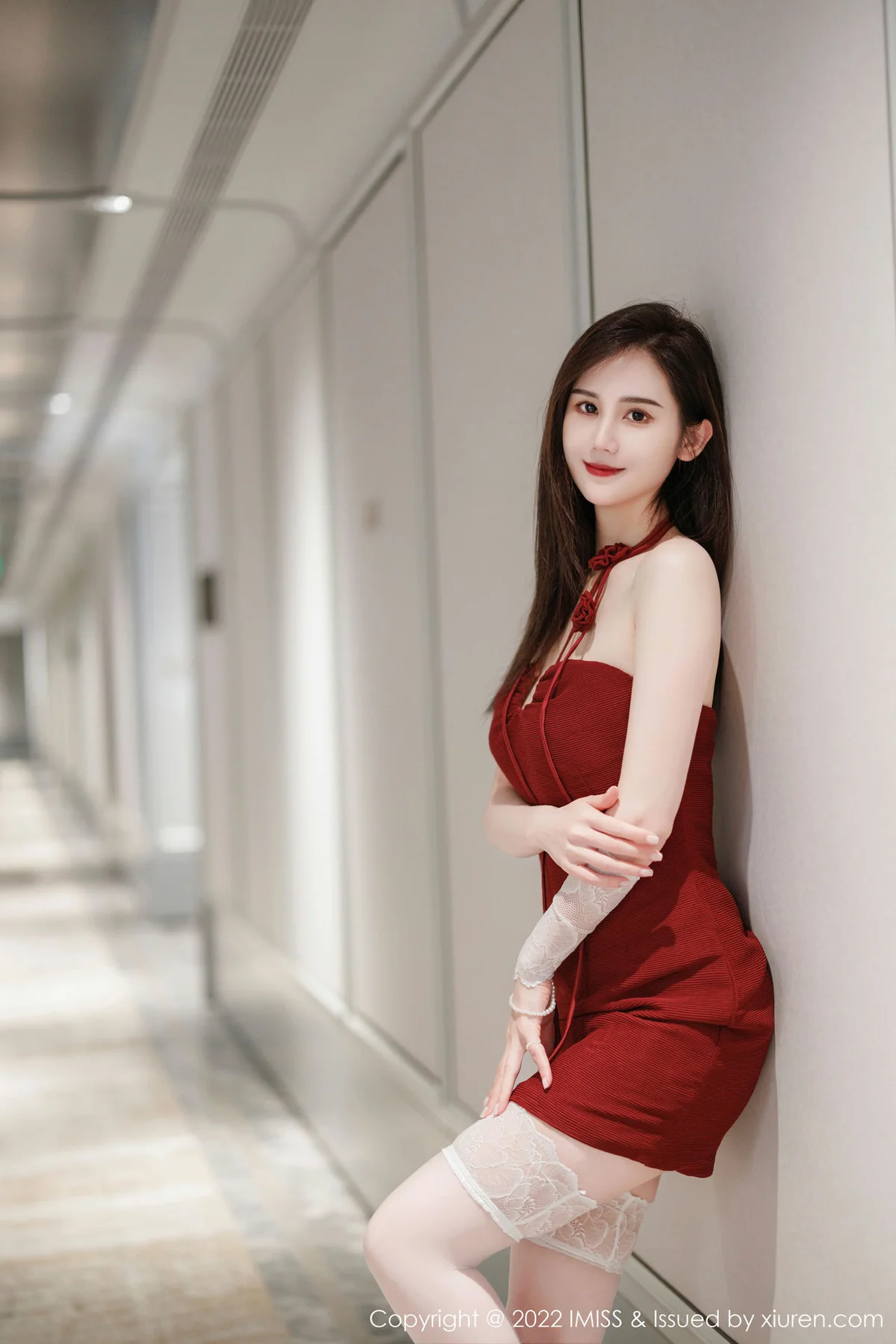 IMiss 爱蜜社 Vol.698 SISY思 连衣短裙性感写真 - 3