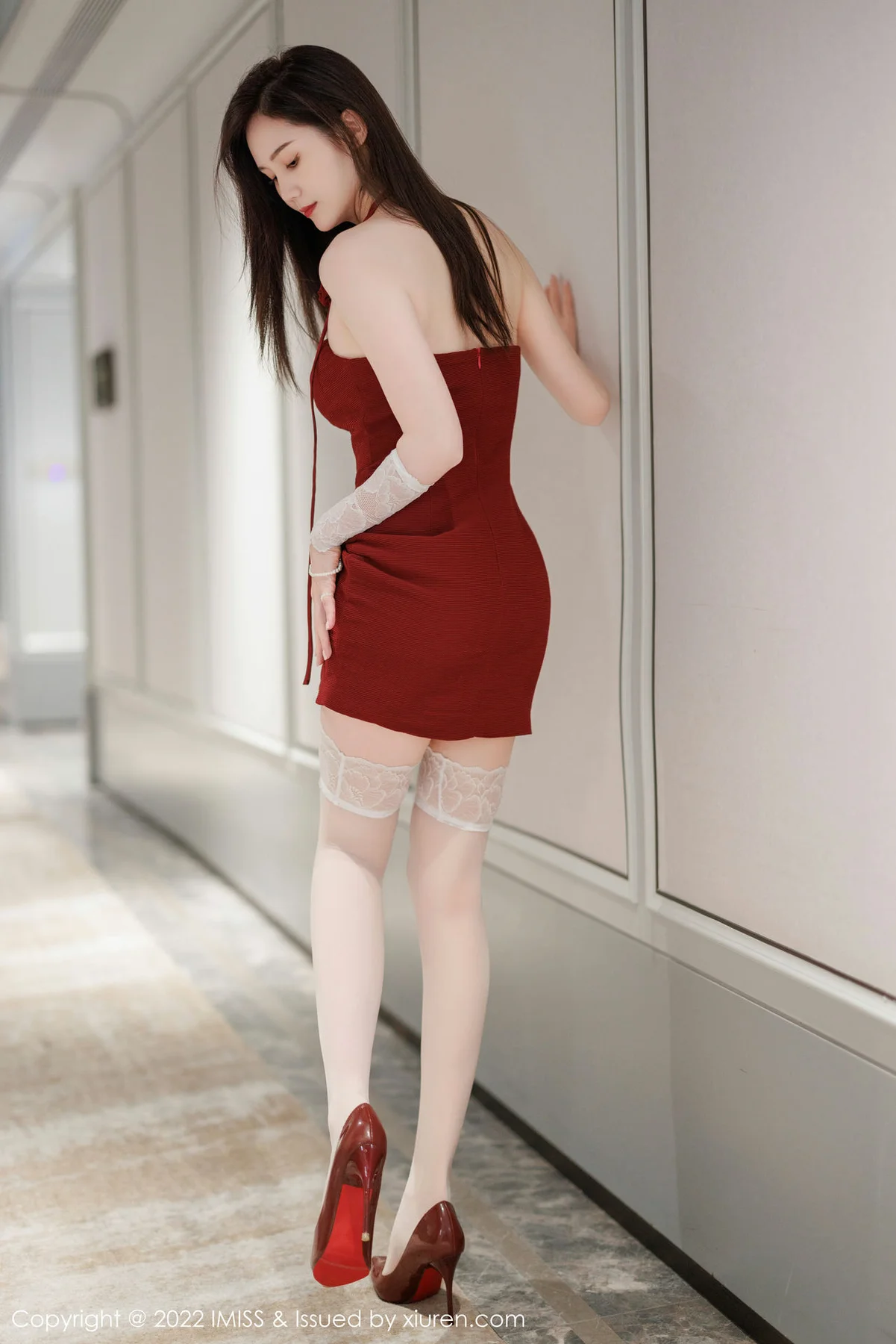 IMiss 爱蜜社 Vol.698 SISY思 连衣短裙性感写真 - 8