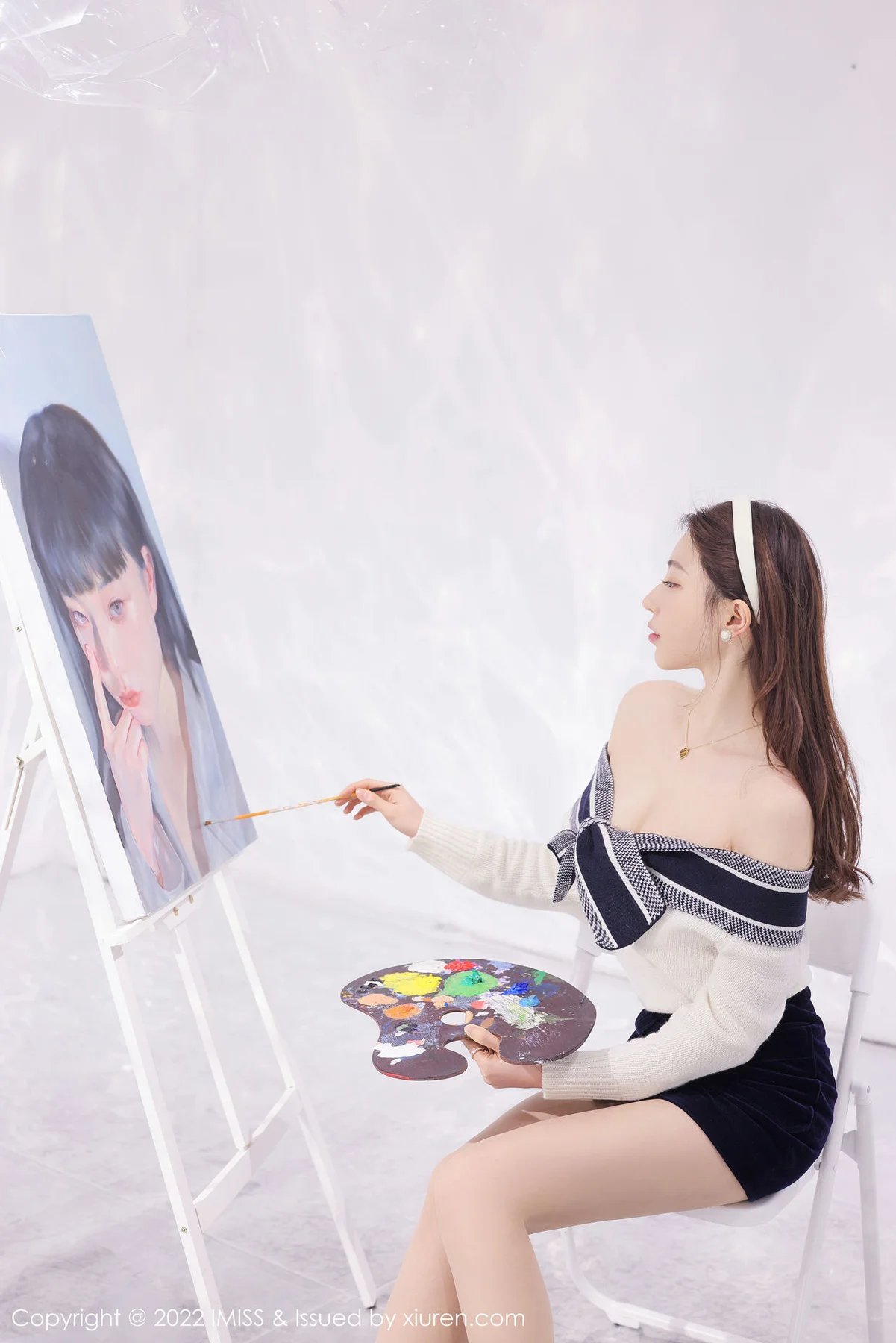 IMiss 爱蜜社 Vol.704 刘奕宁 制服画室 - 1