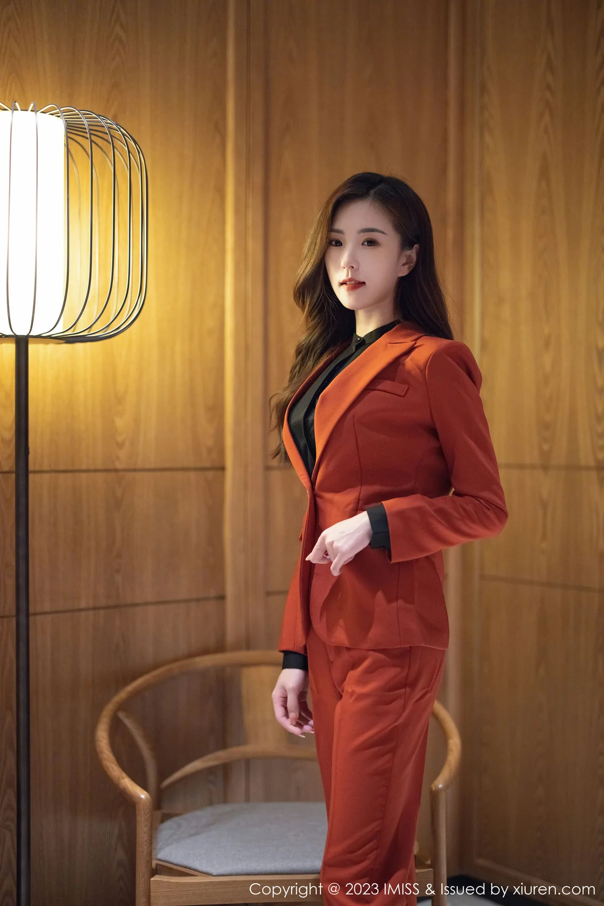 IMiss 爱蜜社 Vol.717 杨紫嫣candy 职场OL性感写真1 - 2