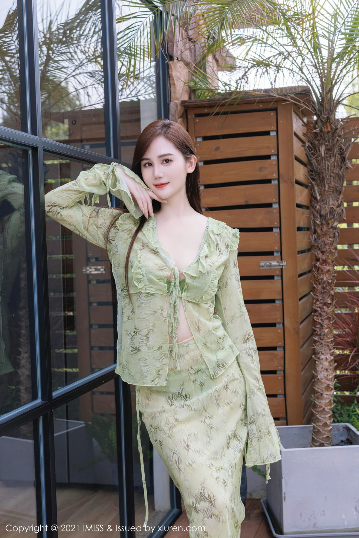 IMiss 爱蜜社 Vol.758 SISY思 淡绿色上衣性感写真 - 2