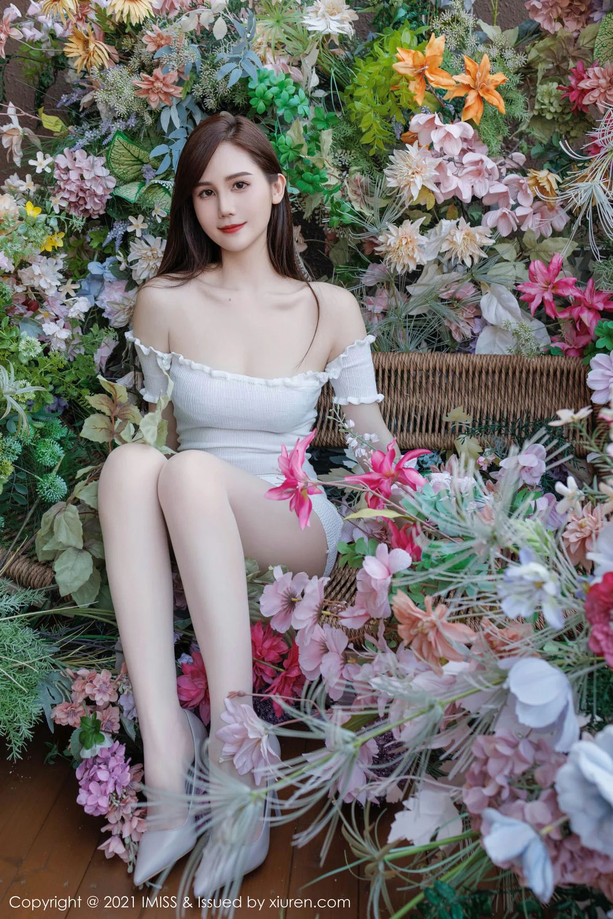 IMiss 爱蜜社 Vol.761 SISY思 紫色蕾丝内衣性感写真 - 9