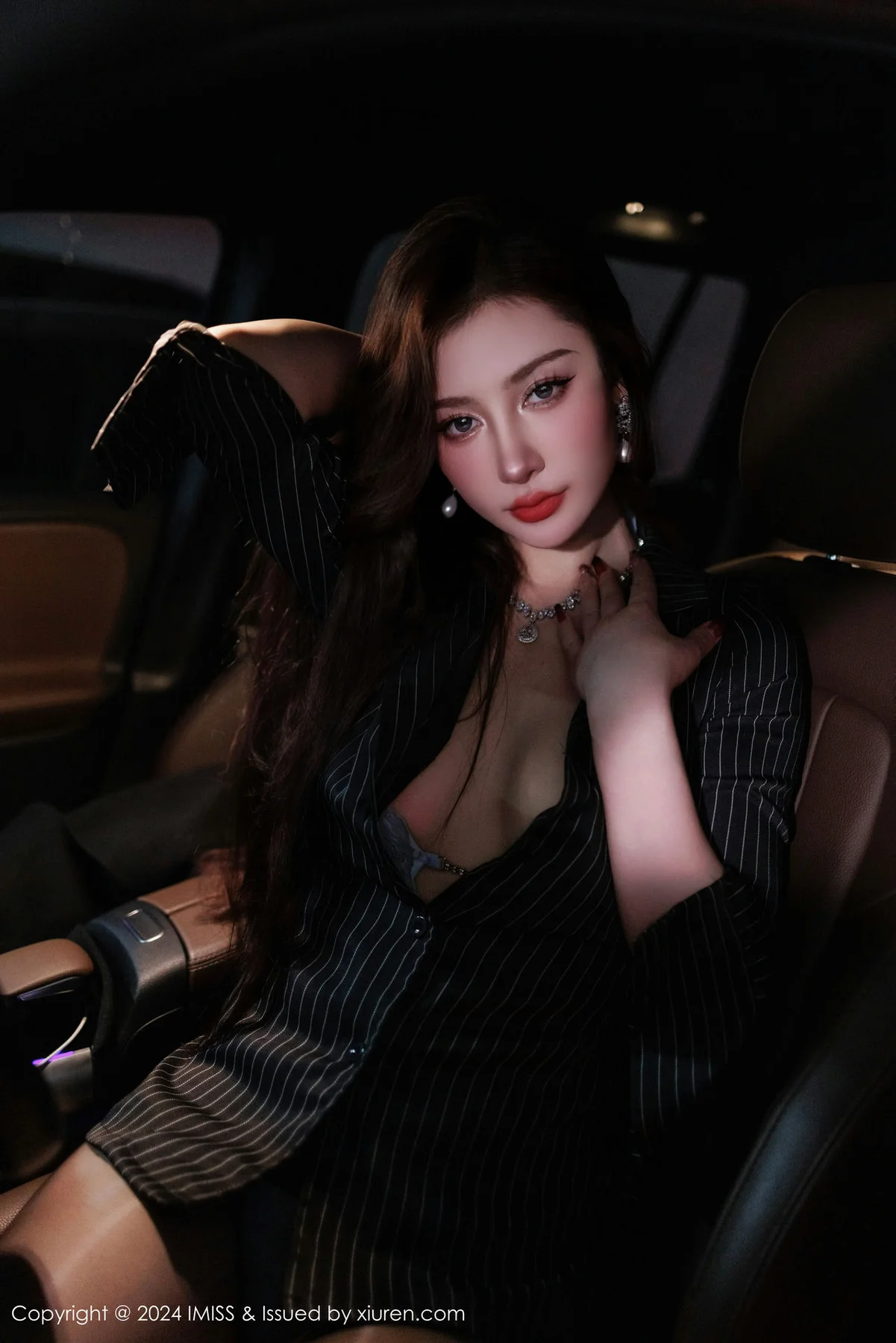 IMiss 爱蜜社 Vol.768 蕾蕾醒了没 性感黑丝 - 8