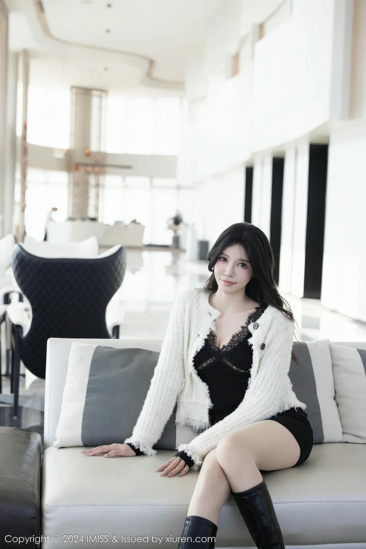 IMiss 爱蜜社 Vol.780 泥鳅鳅 香肩美腿私房写真 - 4