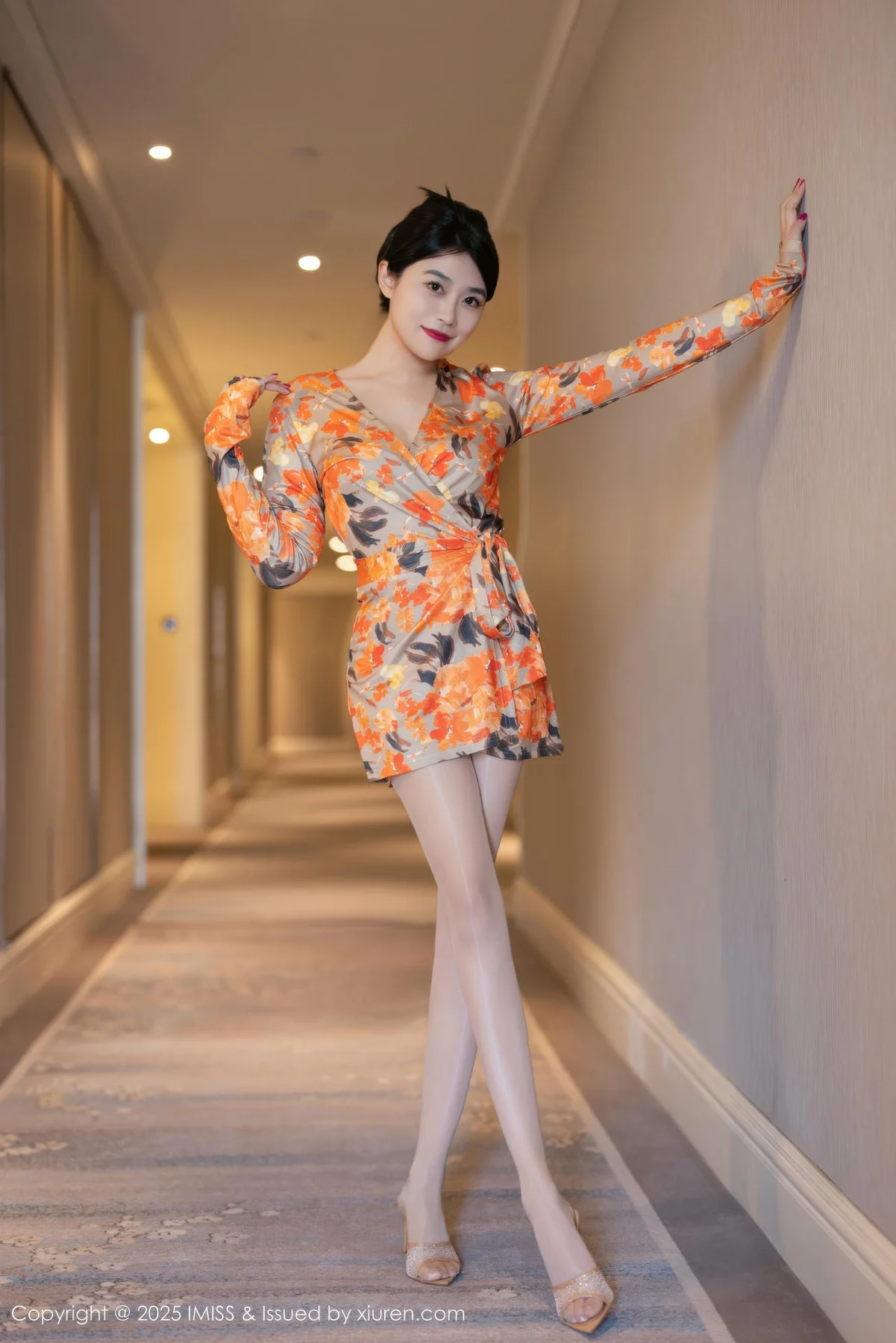 IMiss 爱蜜社 Vol.796 许诺Sabrina 连衣短裙肉色丝袜 - 8