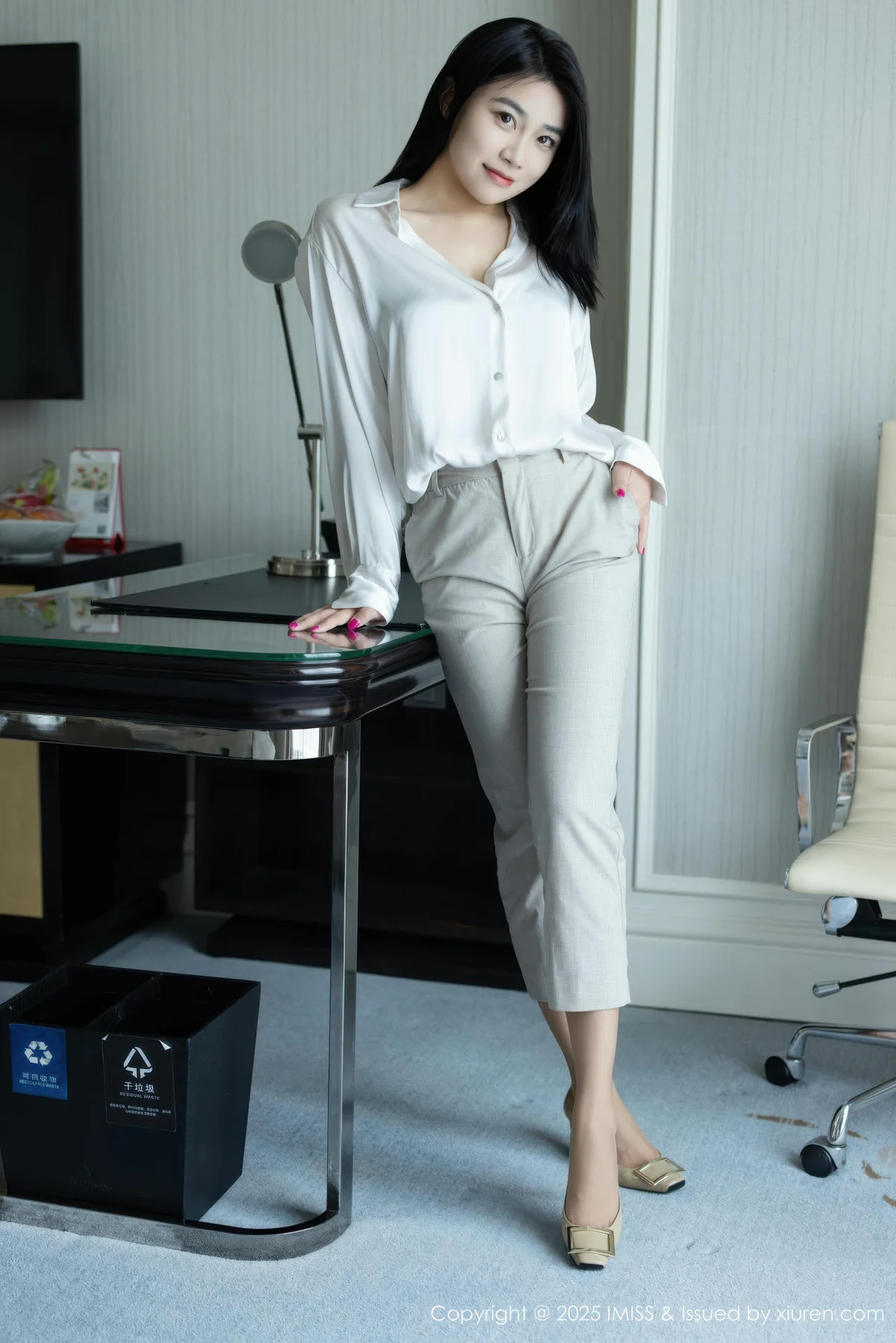 IMiss 爱蜜社 Vol.800 许诺Sabrina 白色OL服饰 - 2