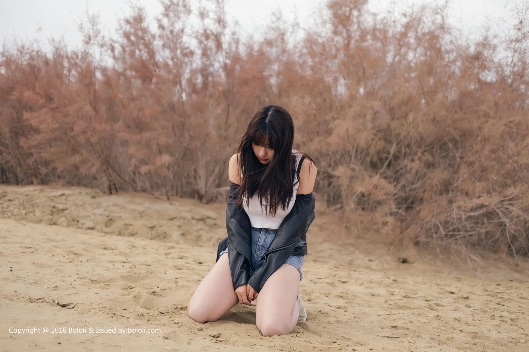 Kimoe 激萌文化 Vol.010 Modo 周闻球球沙漠机车女户外 - 4