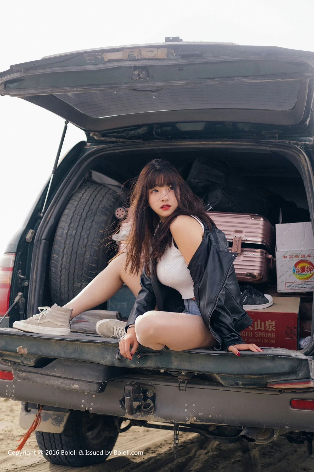 Kimoe 激萌文化 Vol.010 Modo 周闻球球沙漠机车女户外 - 5