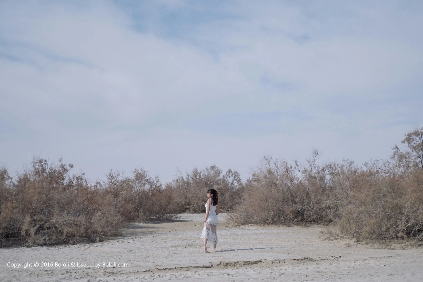 Kimoe 激萌文化 Vol.012 Modo 周闻球球篝火取暖沙漠之旅 - 1