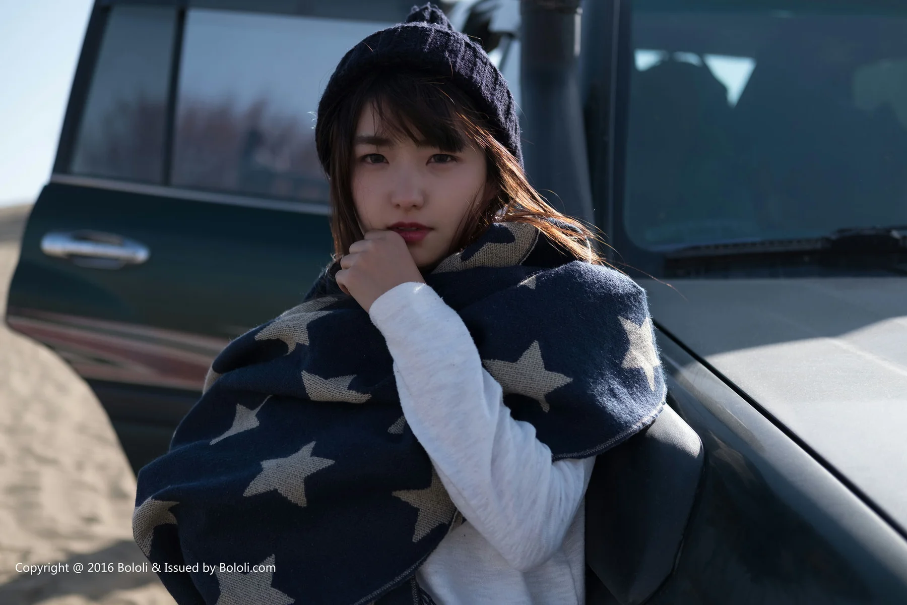 Kimoe 激萌文化 Vol.014 Modo 周闻球球穿毛衣变身小可爱沙漠之旅 - 2