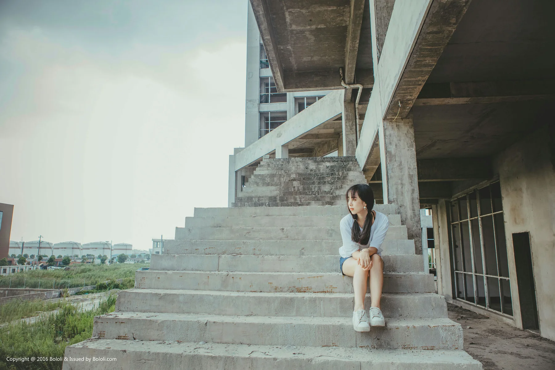 Kimoe 激萌文化 Vol.020 Modo 超凶的诺废墟中的清新少女 - 4