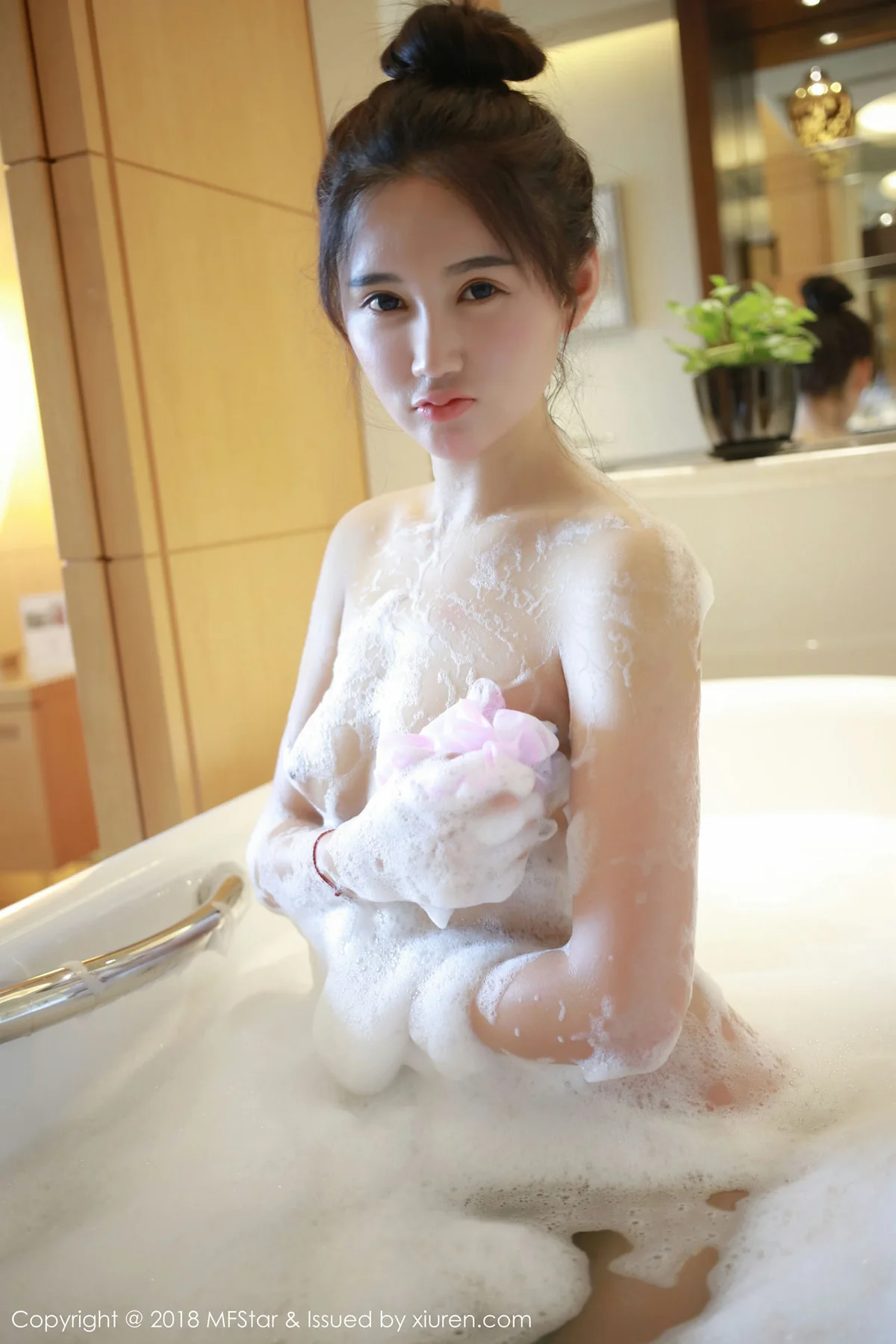 MFStar 模范学院 Vol.147 程程cc酒窝萝莉 湿身泡泡 - 9