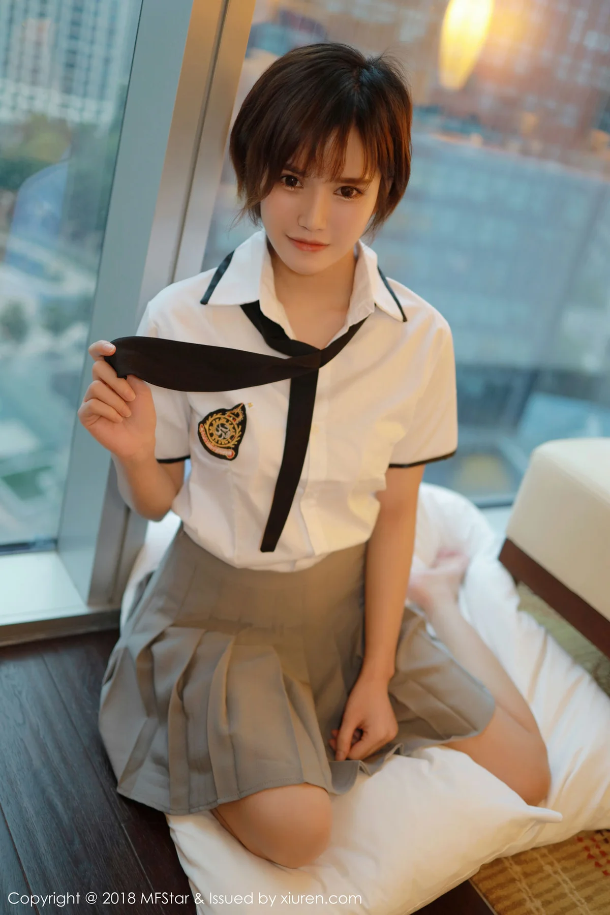 MFStar 模范学院 Vol.172 小资2002 短发美女学生妹制服 - 2
