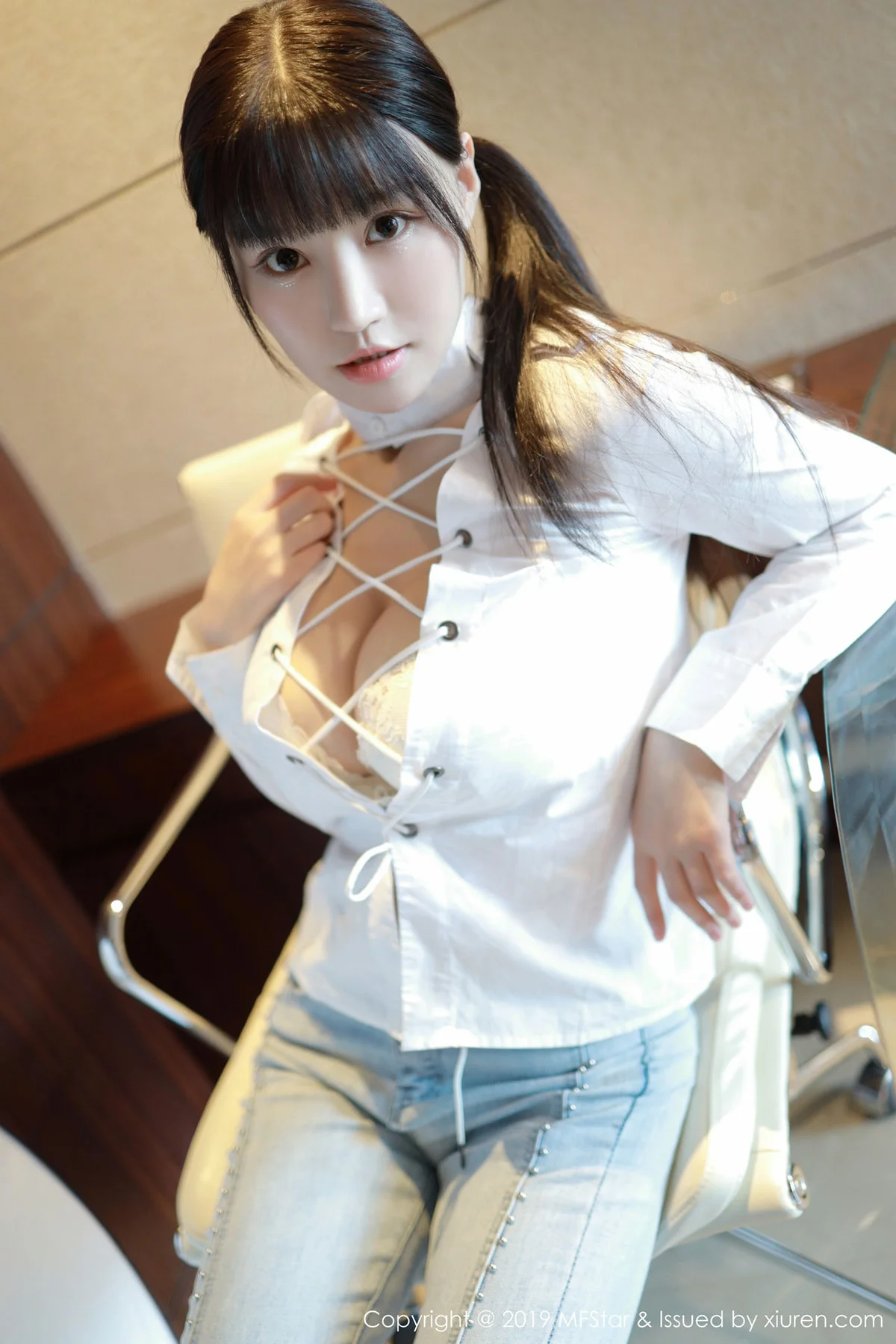 MFStar 模范学院 Vol.207 巨乳少女 Flower朱可儿性感内衣写真 - 3