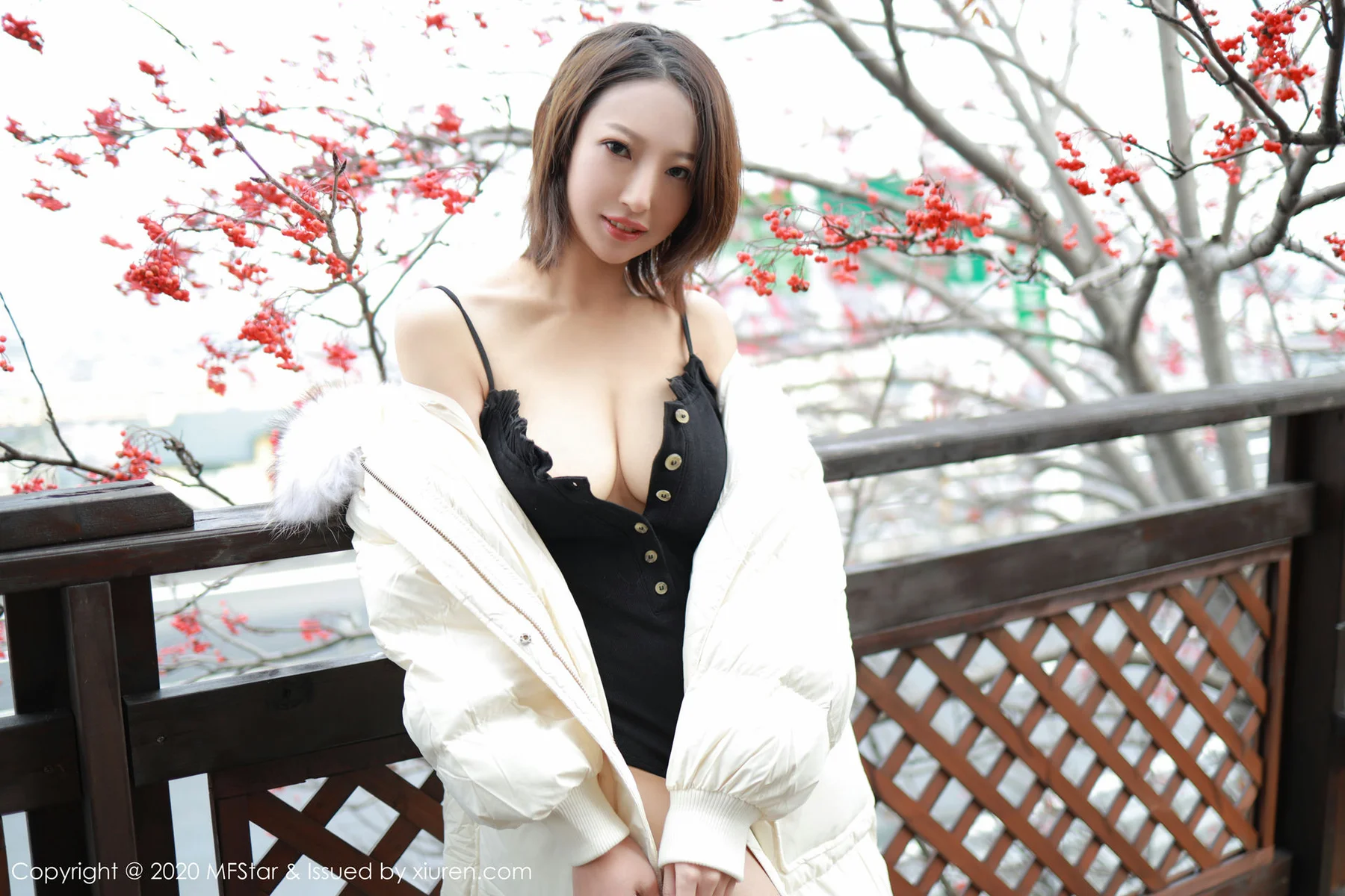 MFStar 模范学院 Vol.248 酥胸圆润暗香涌动 Dreamy小乔 北海道旅拍写真 - 10