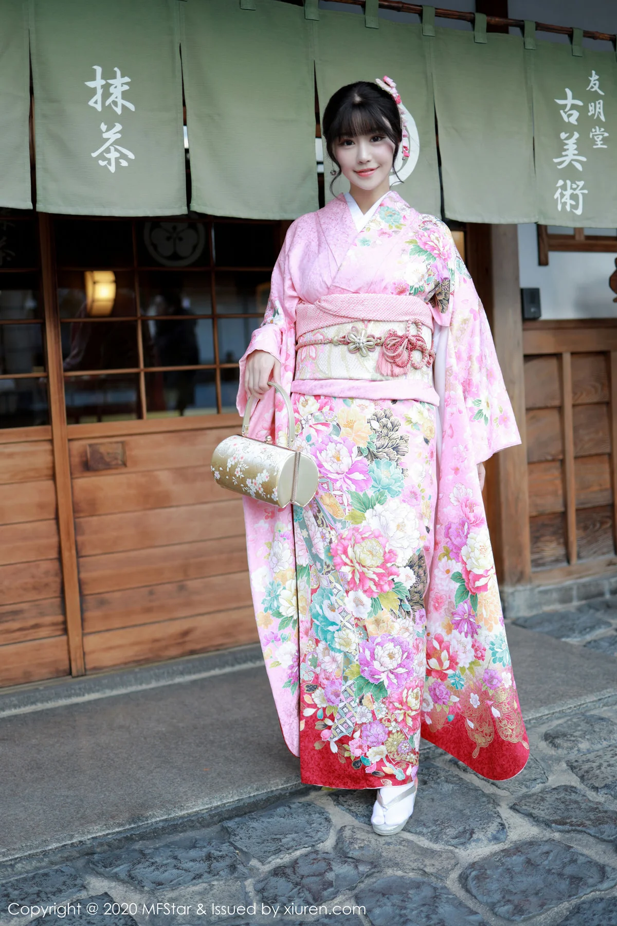 MFStar 模范学院 Vol.254 绚丽和服 朱可儿Flower 日本旅拍写真 - 5